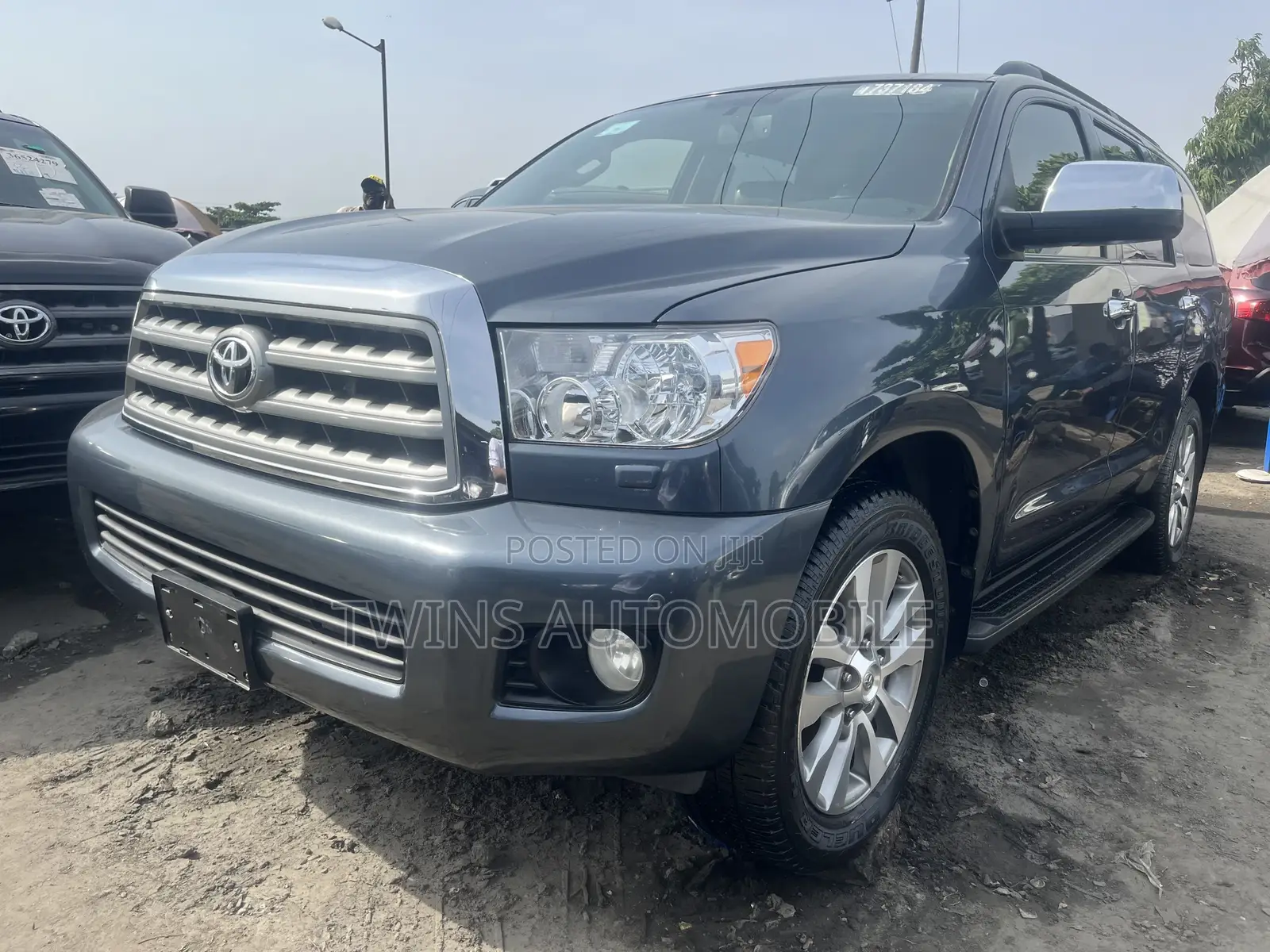 Toyota Sequoia 2013 Gray
