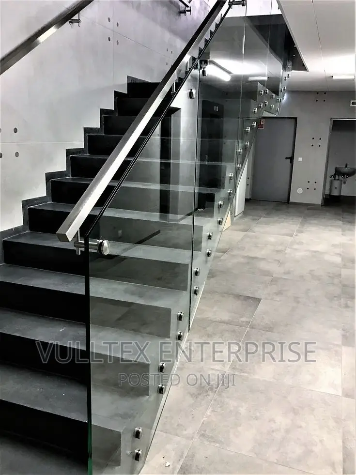 Glass Staircase Rail (Tempered)