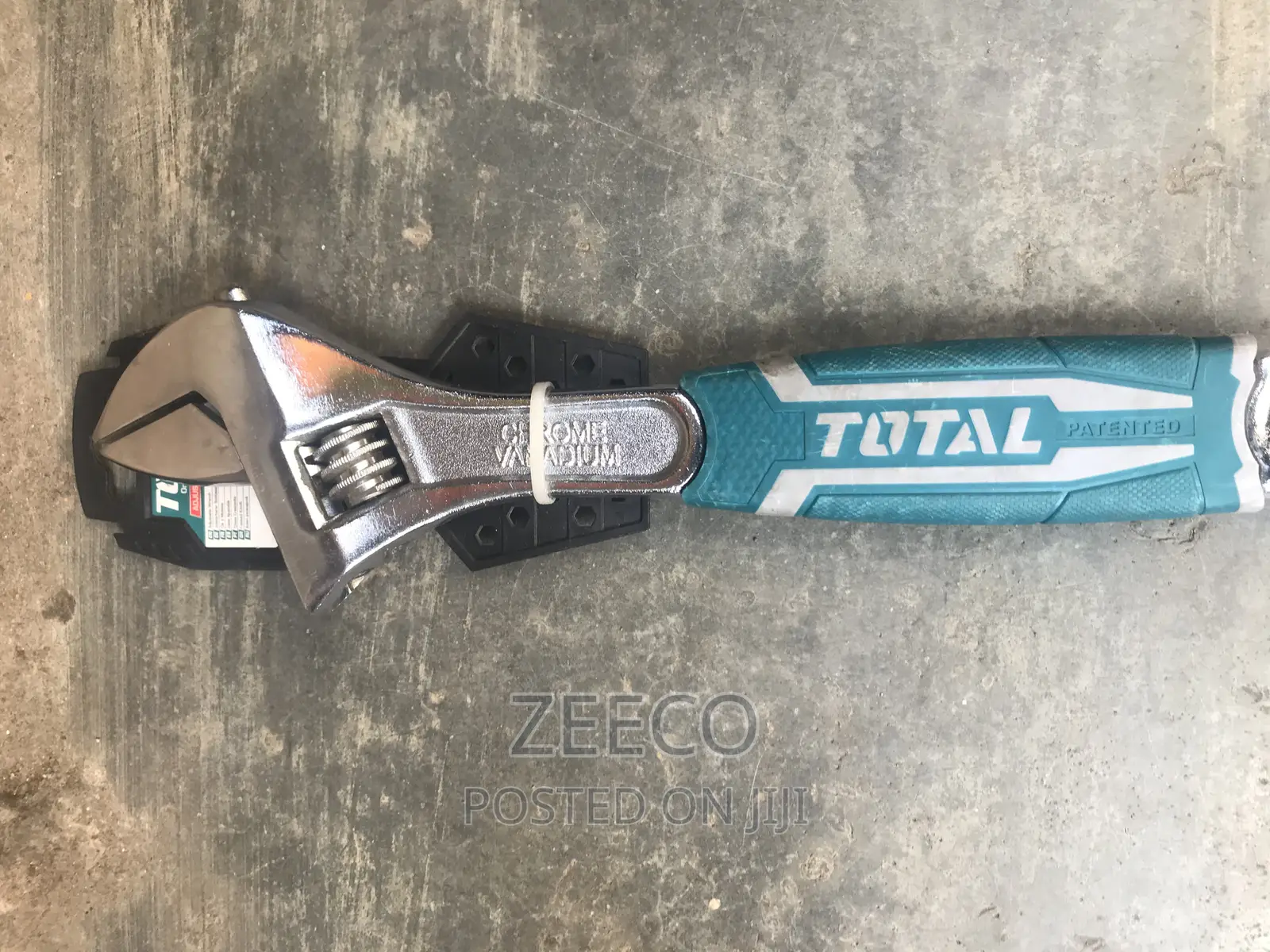 Total Adjustable Wrench Teals/Sliver 12”