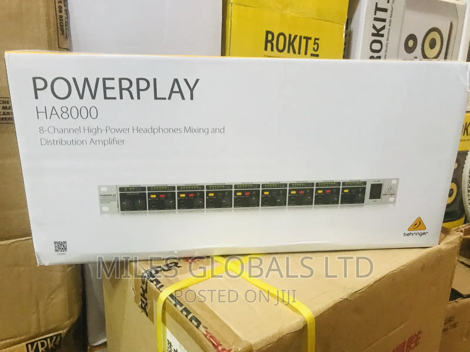 Behringer POWERPLAY HA8000 8 Channel High-Power Headphone