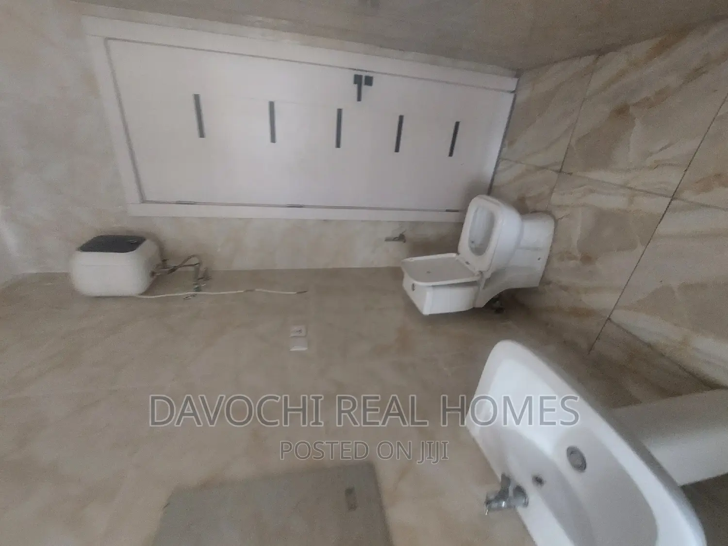 4bdrm Duplex in Chevron, Lekki for rent
