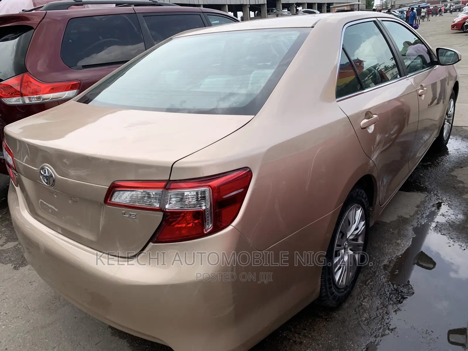 Toyota Camry 2012 Gold