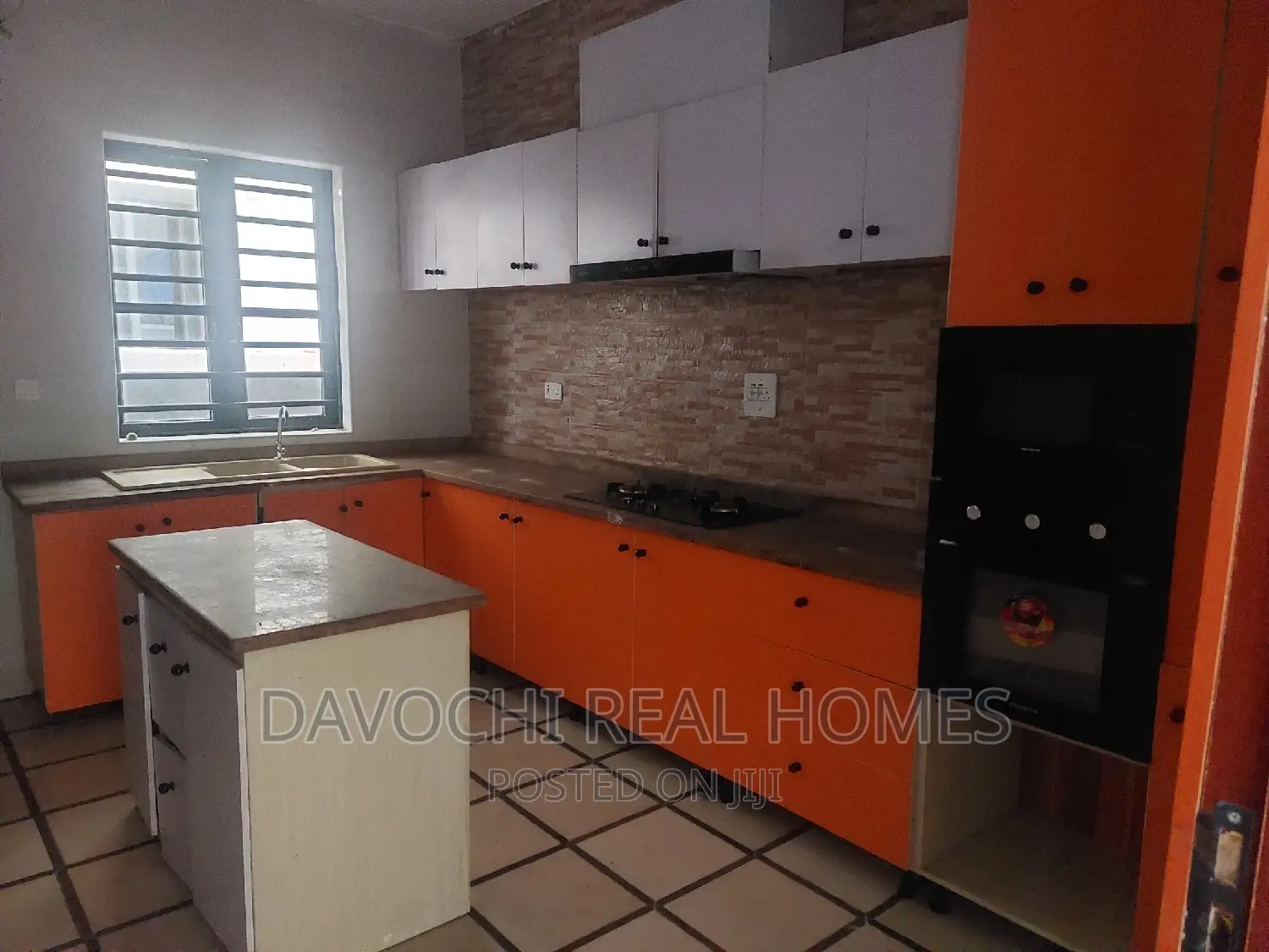 4bdrm Duplex in Chevron, Lekki for rent