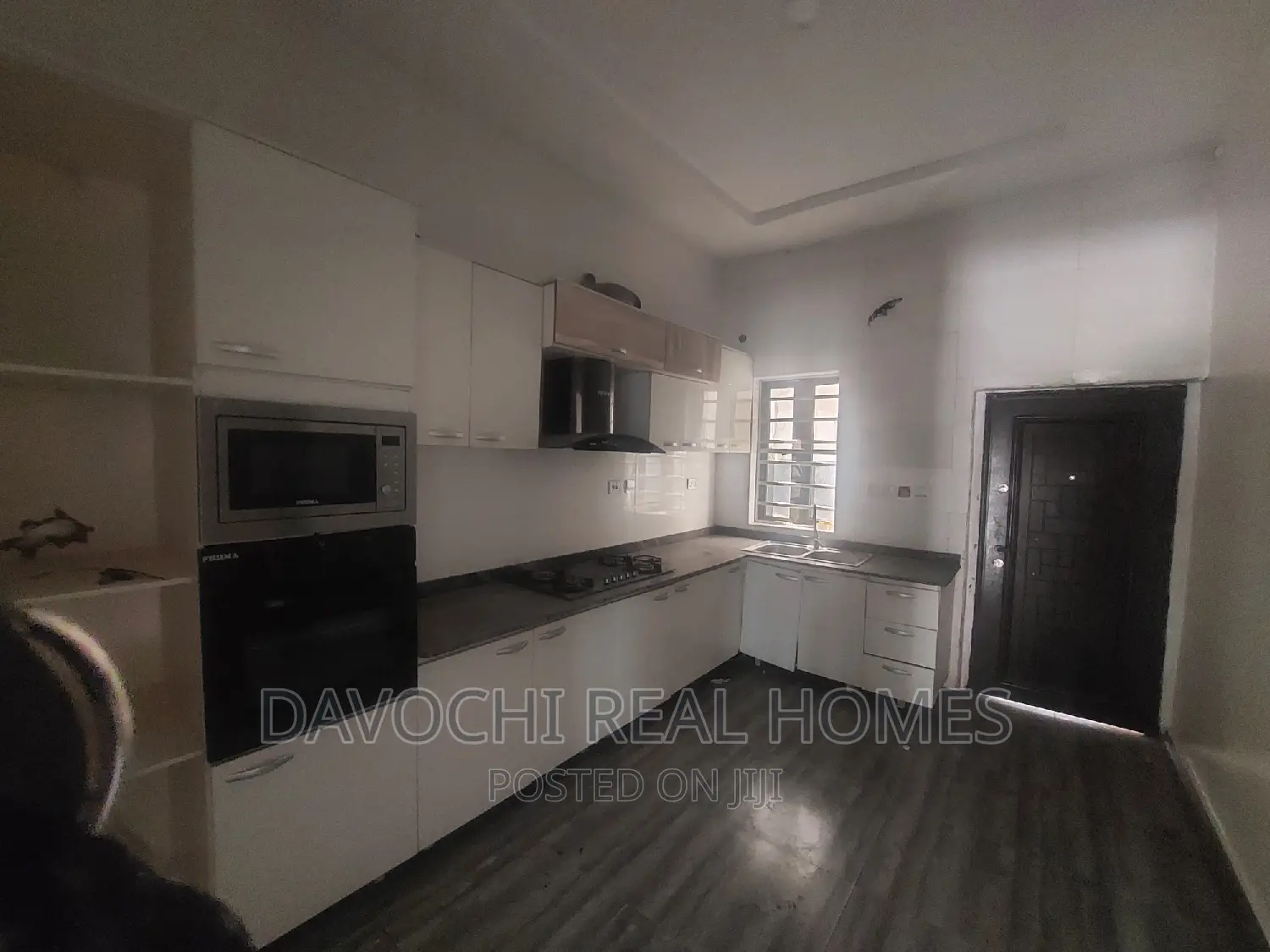 5bdrm Duplex in Chevron, Lekki for rent