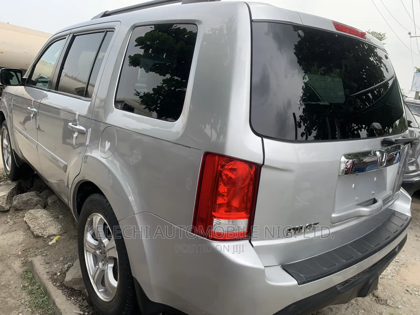 Honda Pilot 2011 Silver