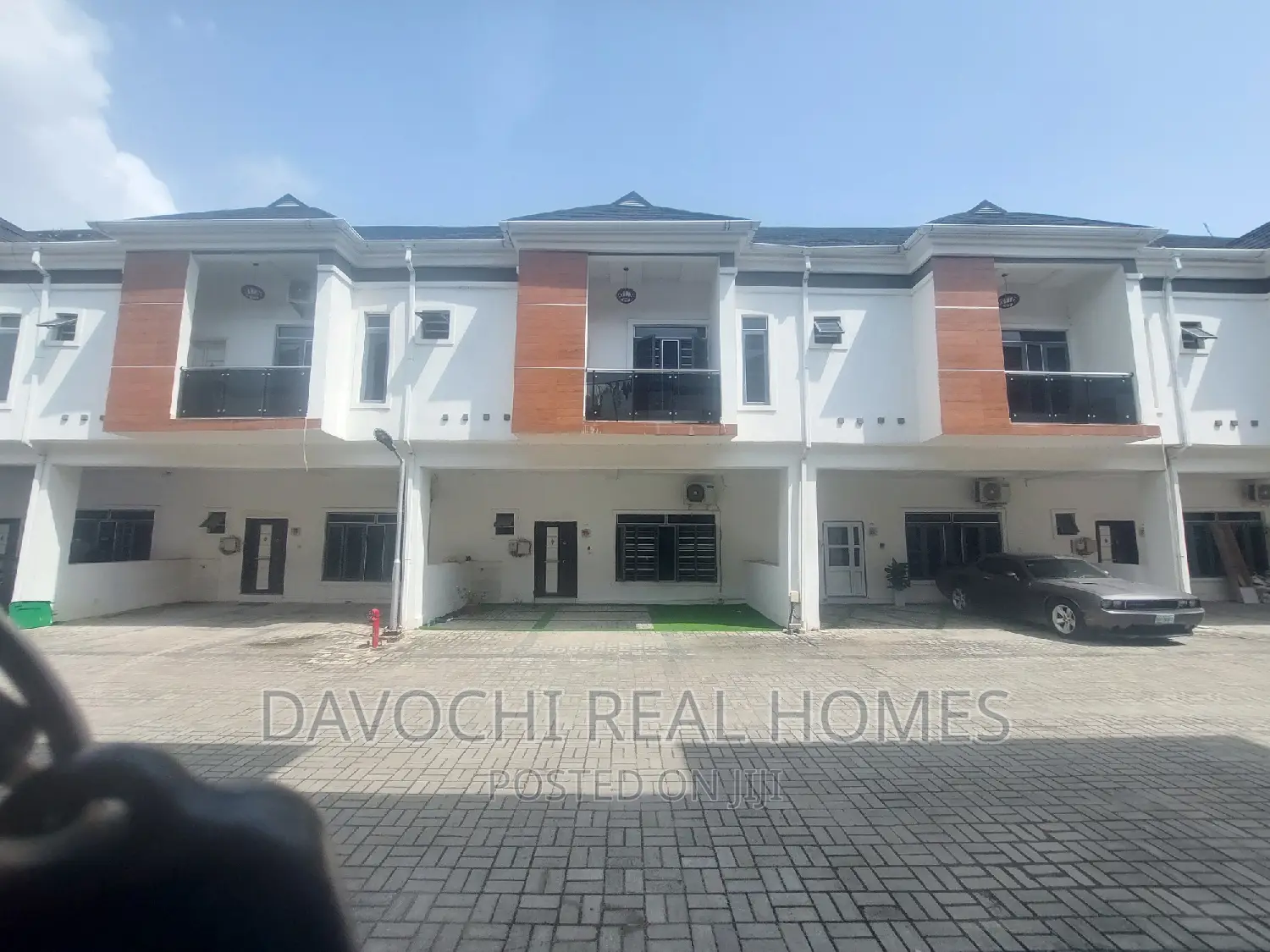 5bdrm Duplex in Chevron, Lekki for rent