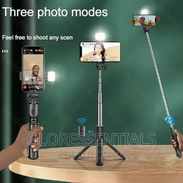 Selfie Stick Tripod Stand With Fill Light and Wireless