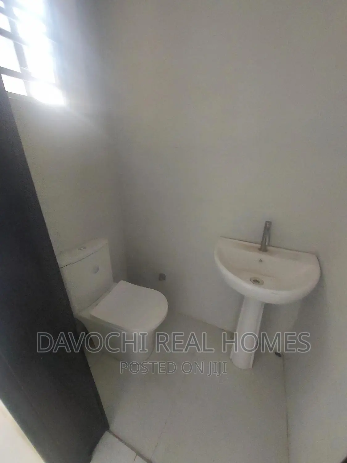 4bdrm Duplex in Chevron, Lekki for rent