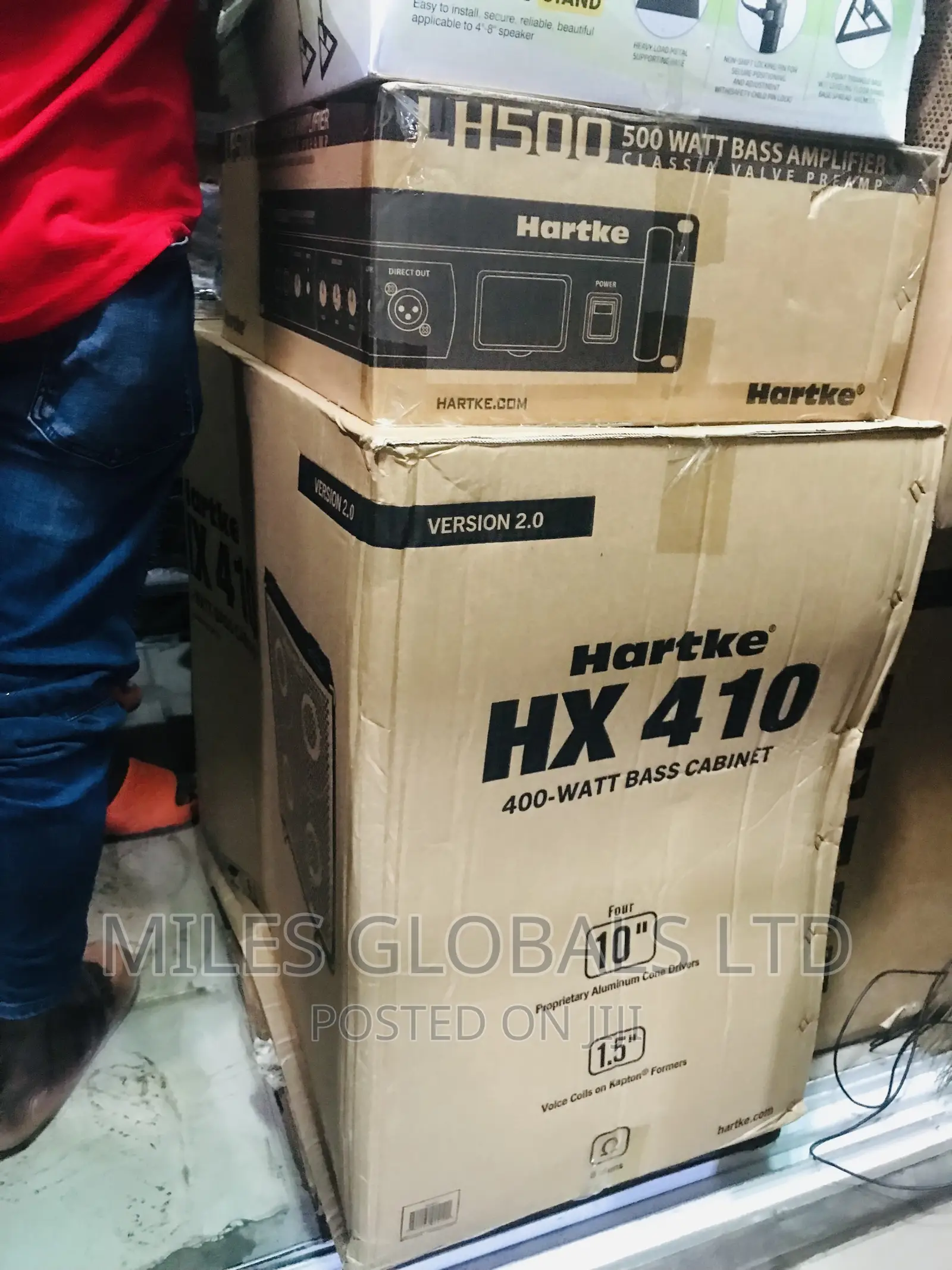 Hartke 410 V2 4x10" 400-Watt Bass Cabinet
