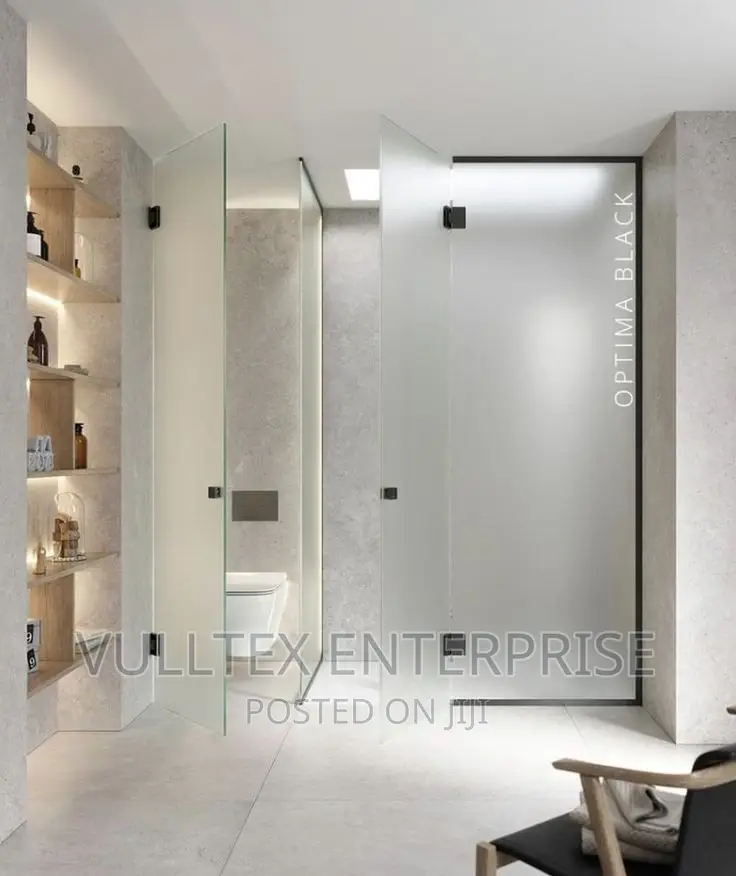 Black Accessories Shower Cubicle