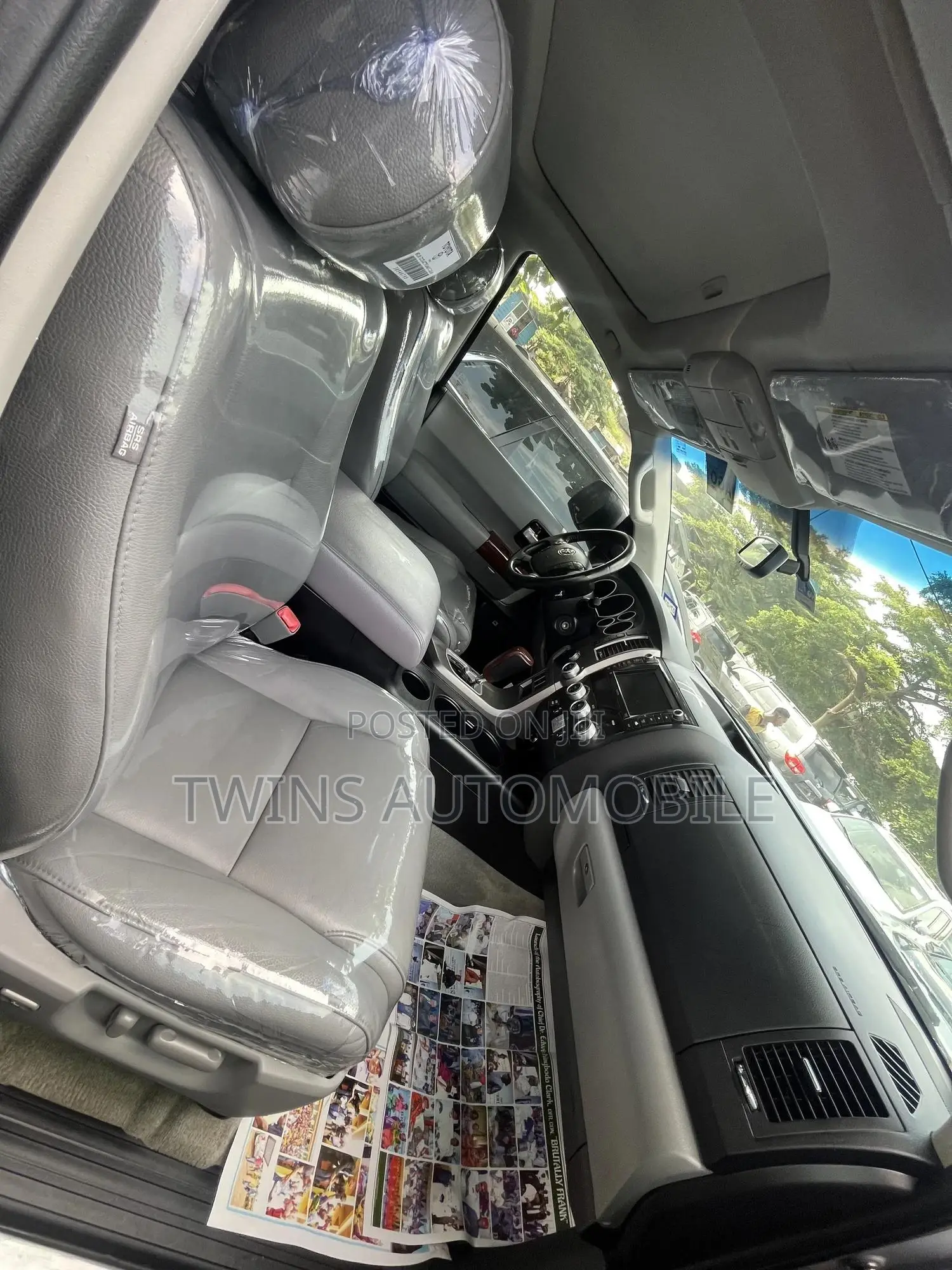 Toyota Sequoia 2011 Silver