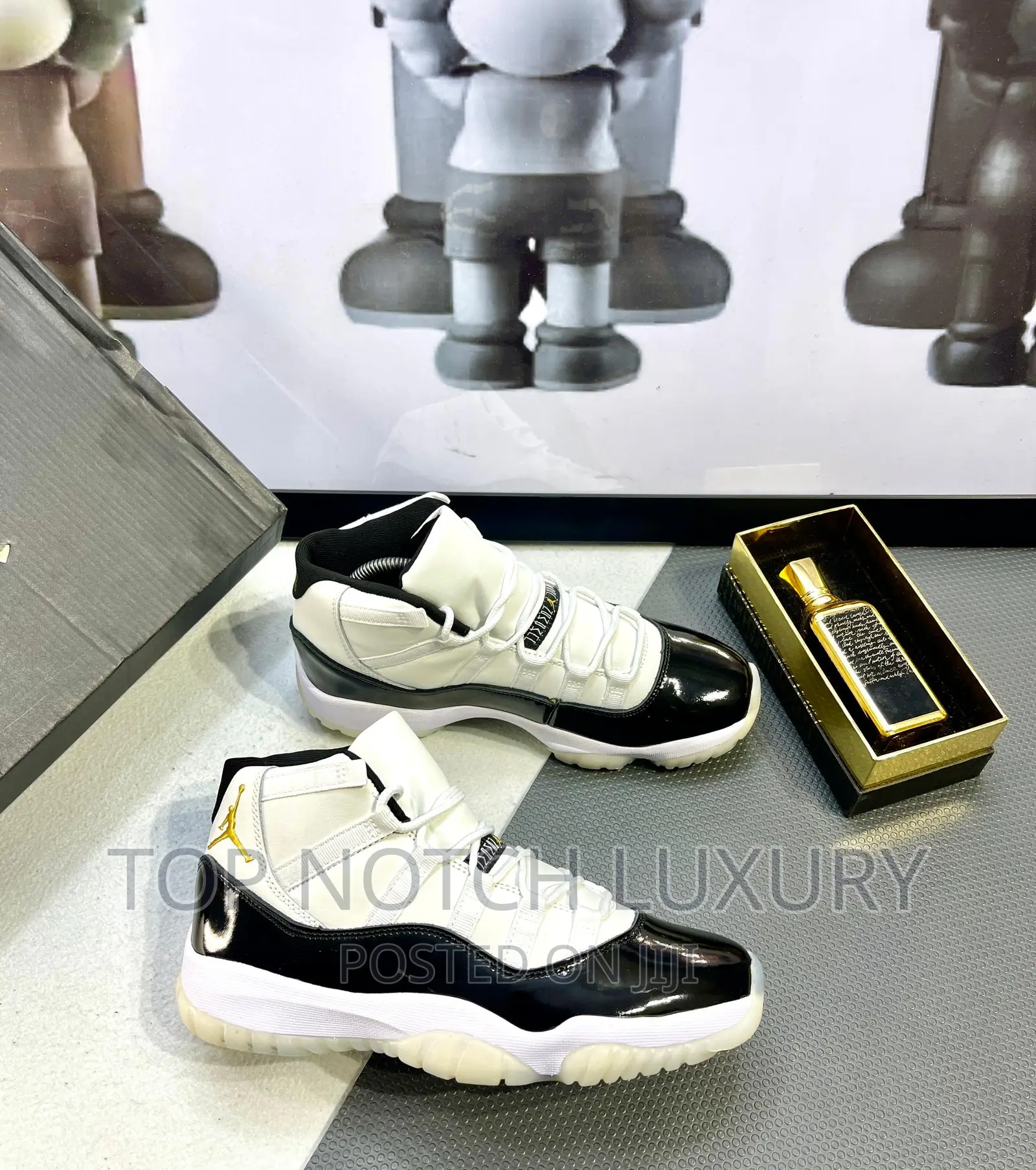 *Original Nike Air Jordan 11’ Gratitude Men Women Sneakers