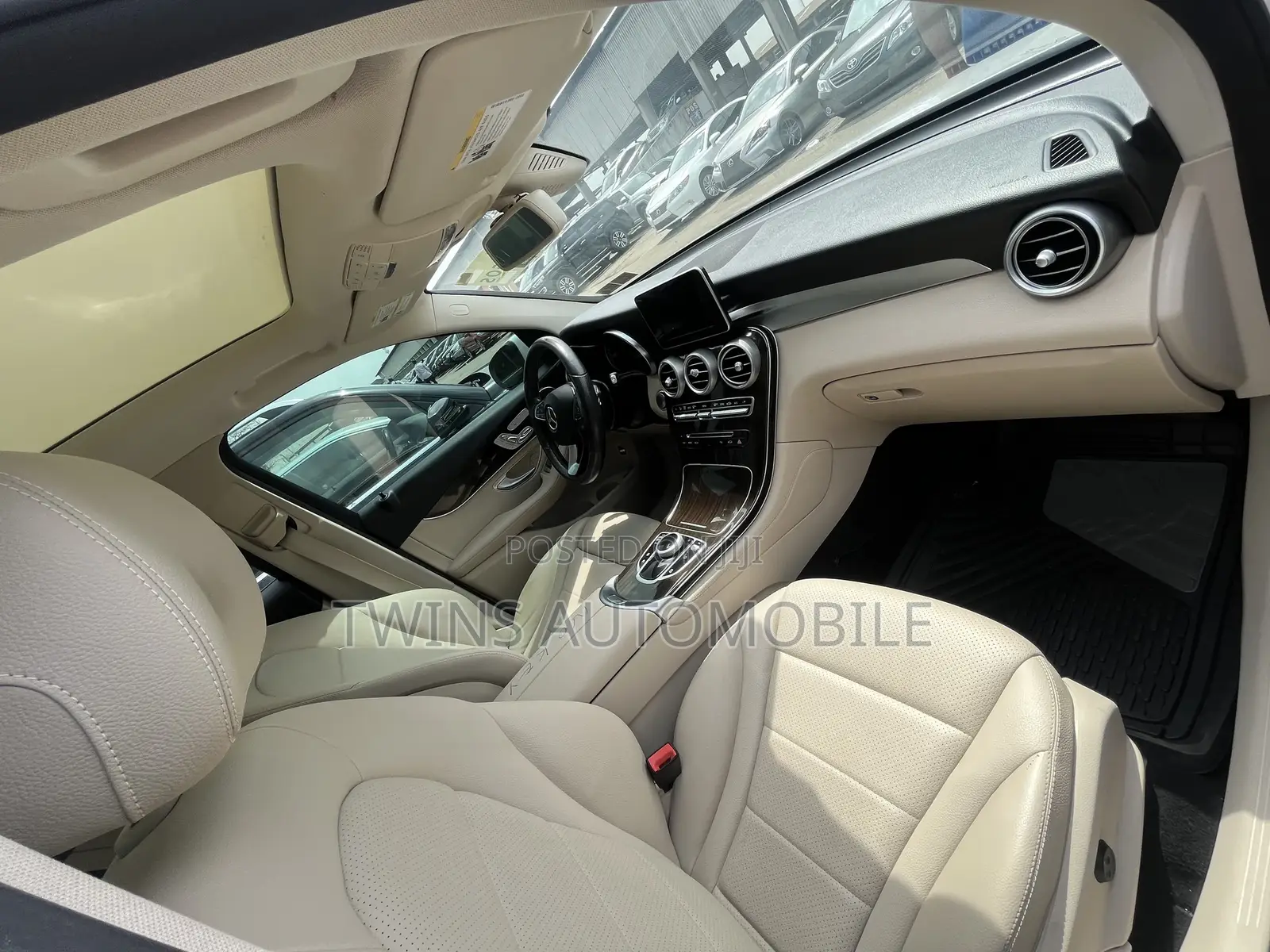 Mercedes-Benz GLC-Class 2017 White