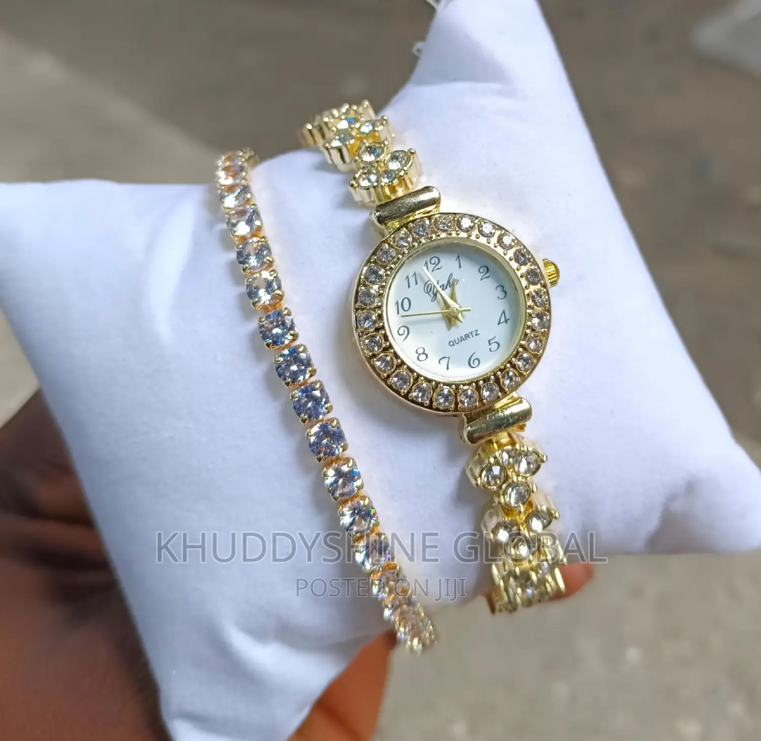 Wristwatch With Bracelet