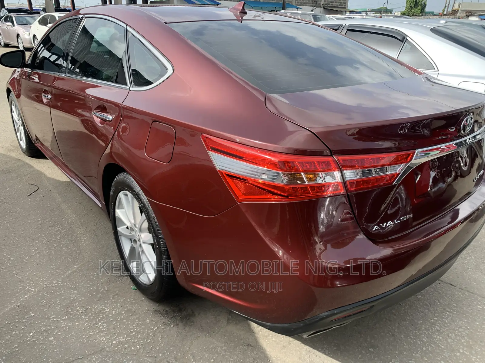 Toyota Avalon 2013 Red
