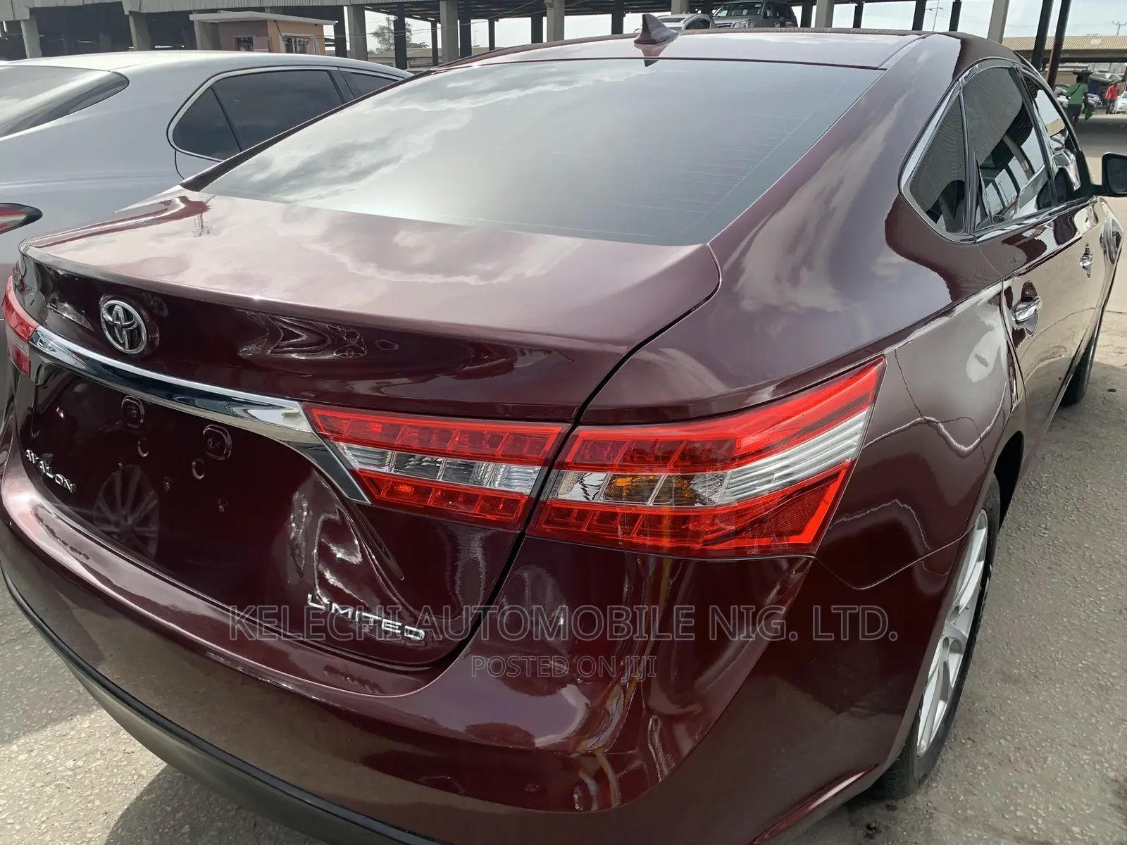 Toyota Avalon 2013 Red