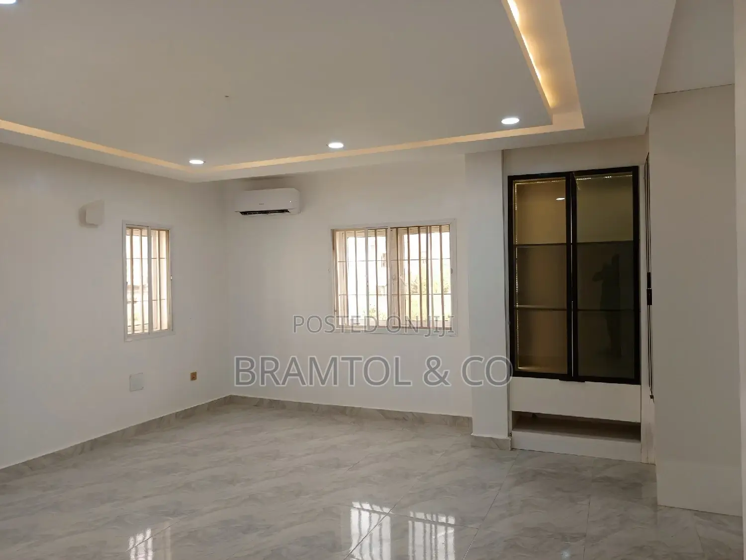 4bdrm Townhouse / Terrace in Jahi for rent