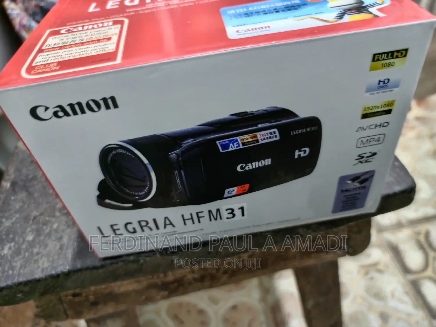 Canon FULL HD Video Camera With Mic Port and 32GB Memory