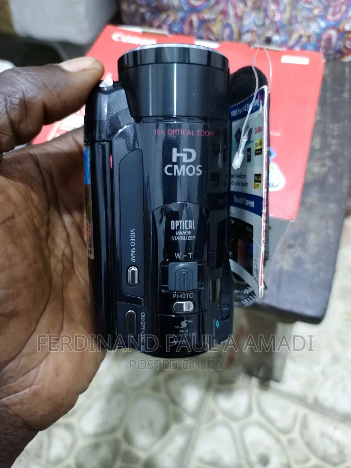 Canon FULL HD Video Camera With Mic Port and 32GB Memory