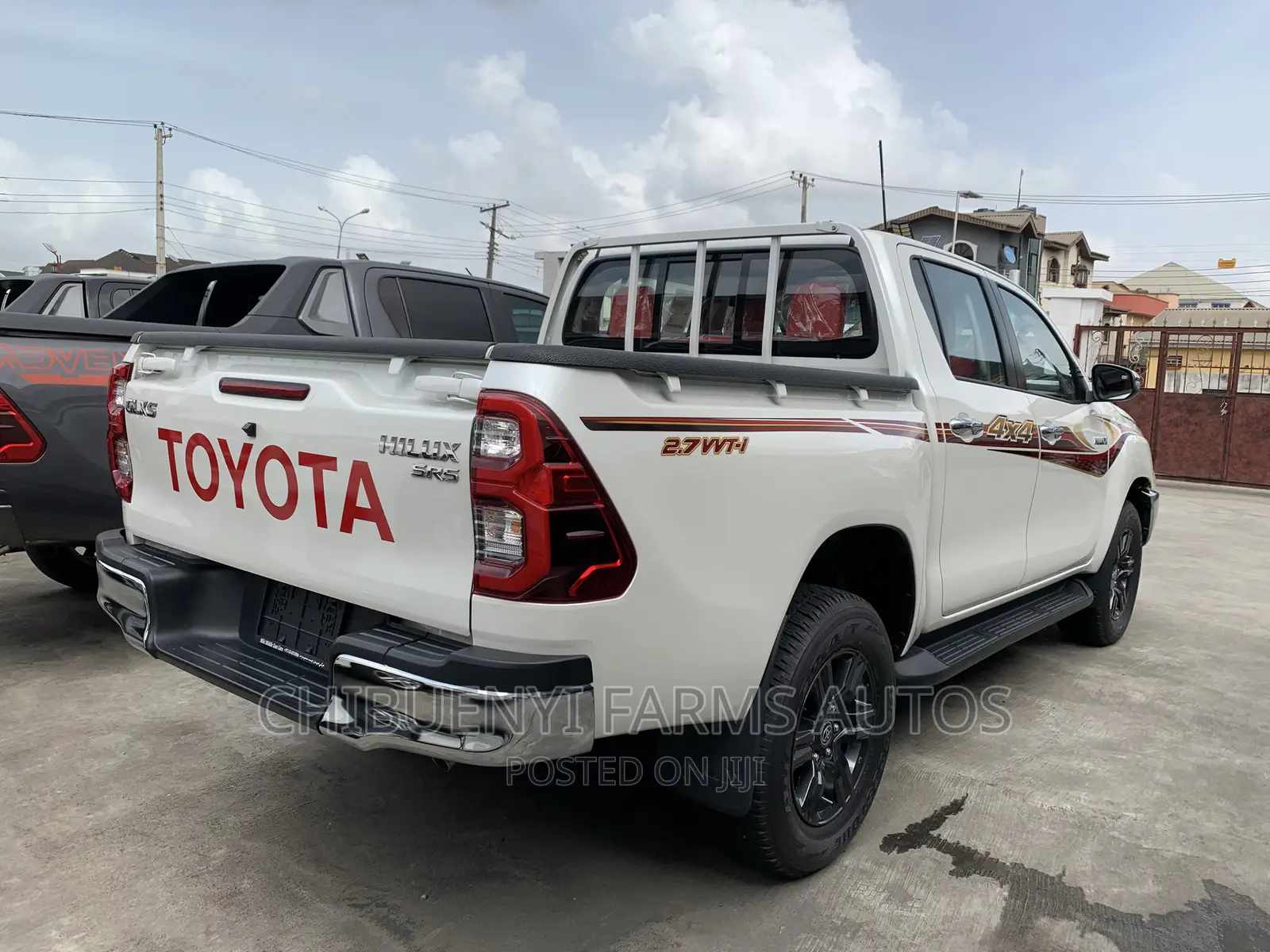 New Toyota Hilux 2022 White