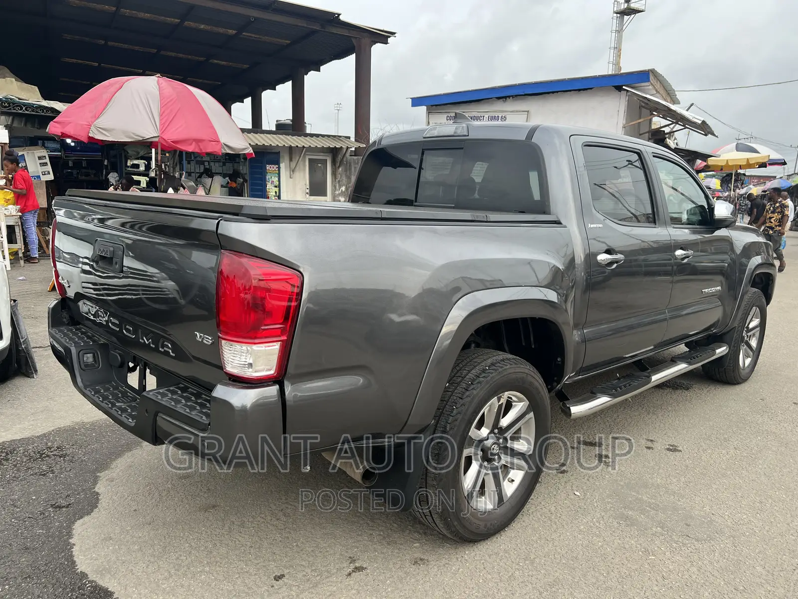 Toyota Tacoma Limited 2018 Gray