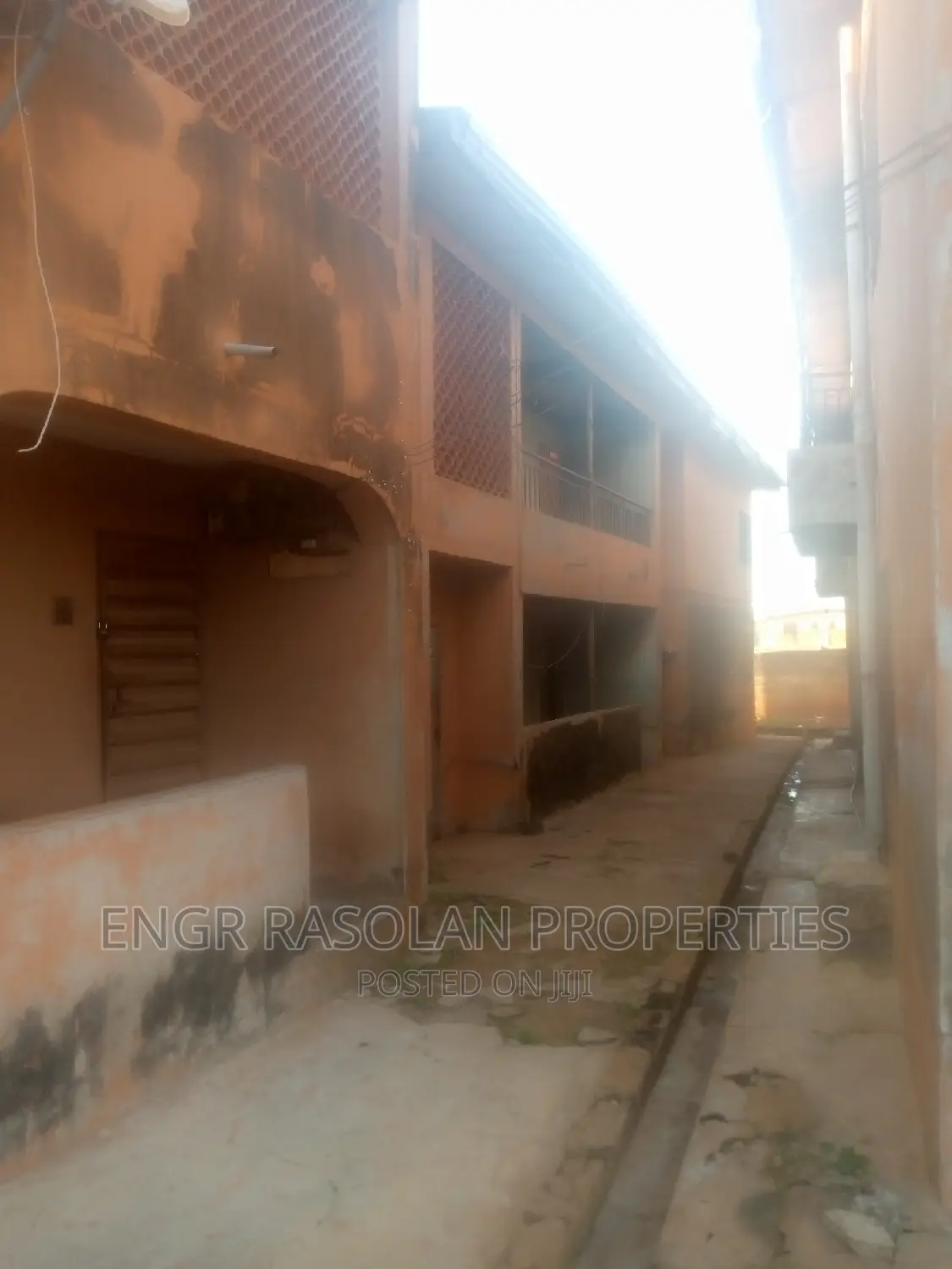 3bdrm Block of Flats in Gaa Akanbi, Ilorin South for sale