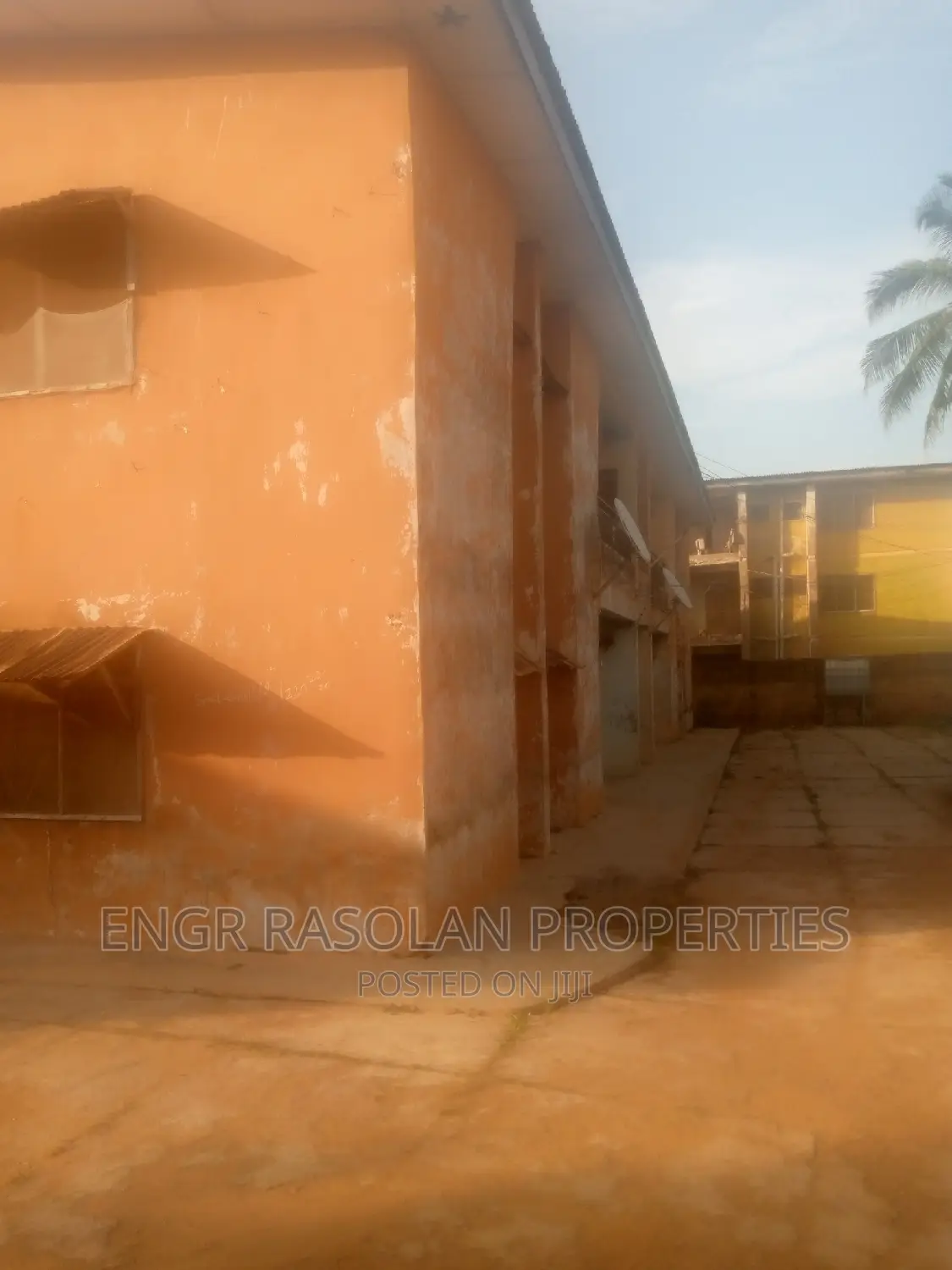 3bdrm Block of Flats in Gaa Akanbi, Ilorin South for sale