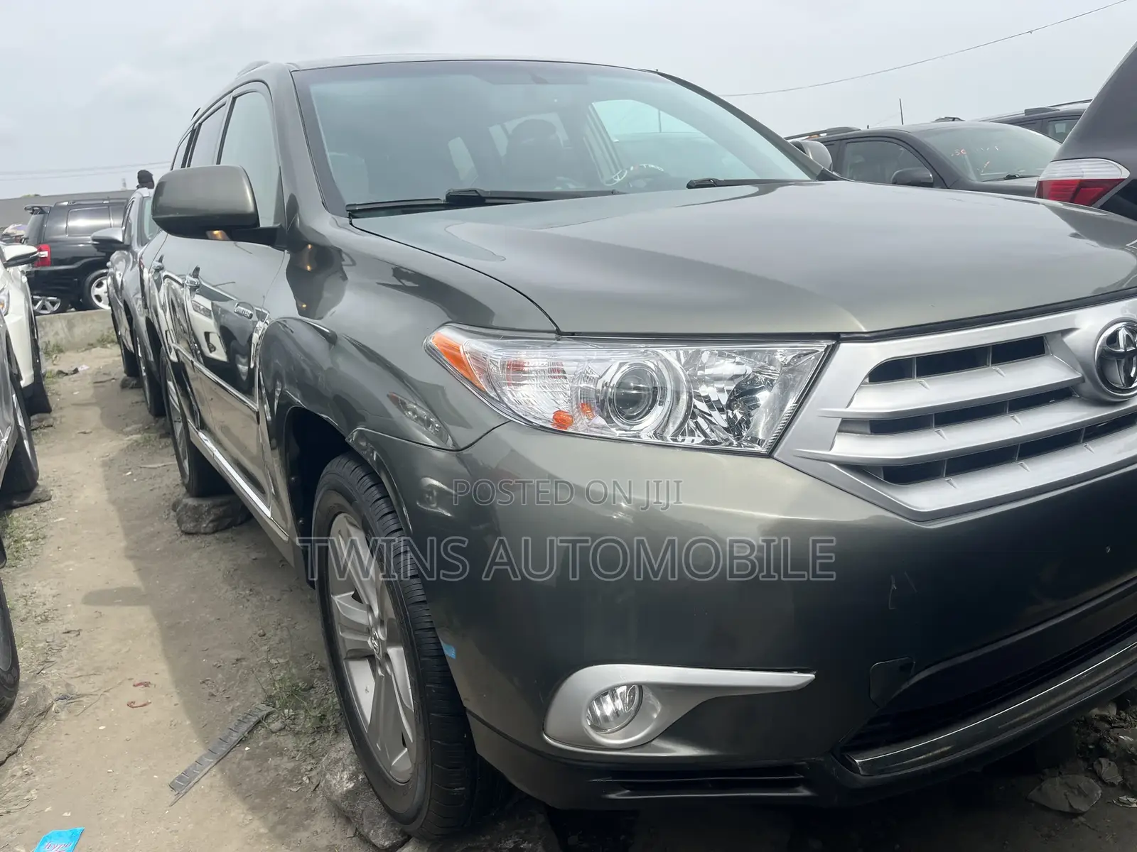 Toyota Highlander Limited 2011 Green