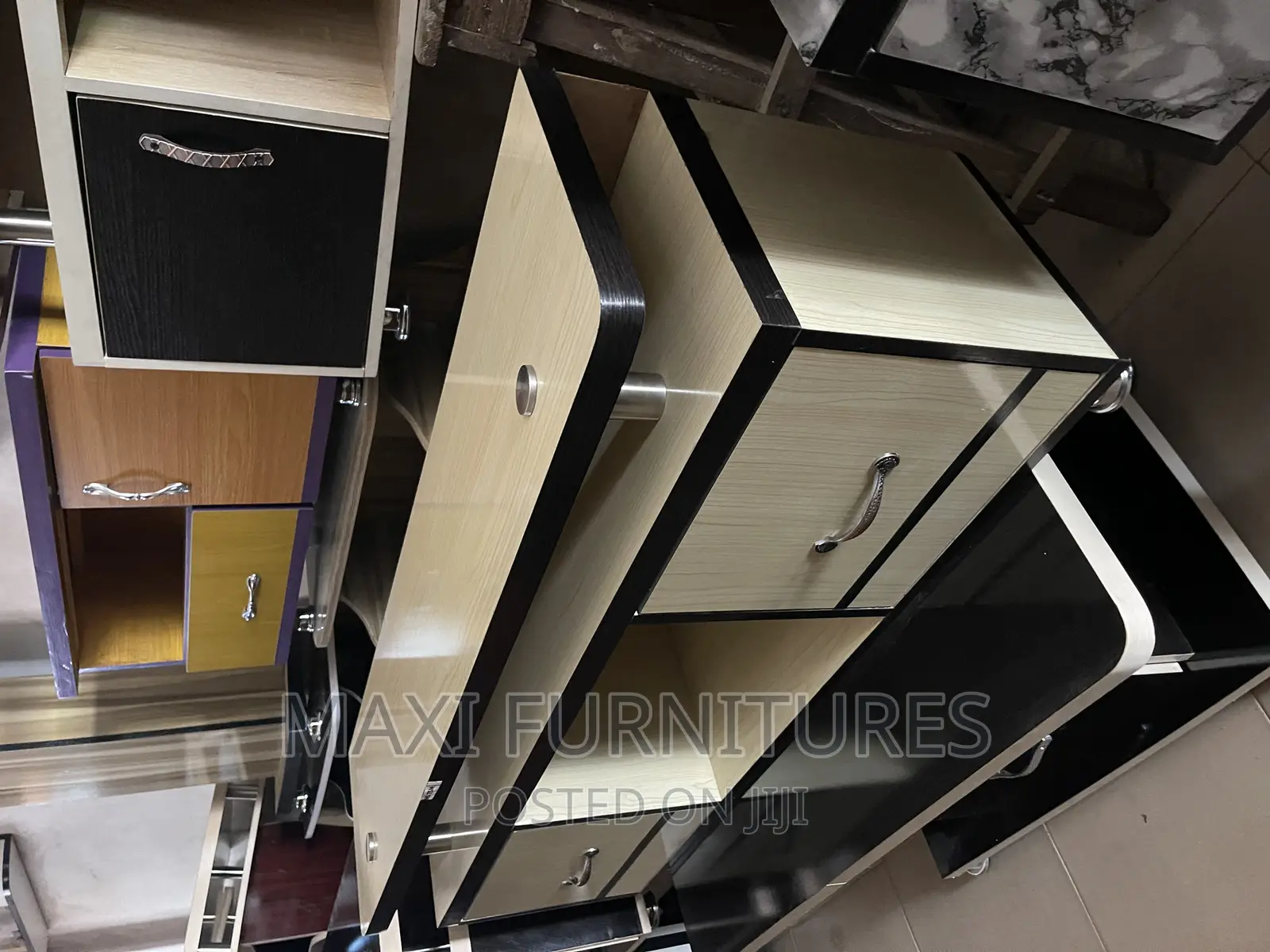 Portable Tv Shelve