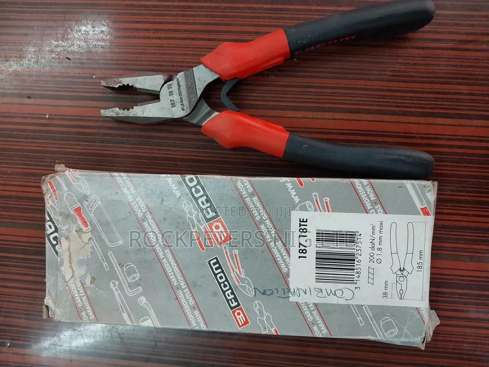 Facom Combination Pliers 187.18te 180 Mm Long
