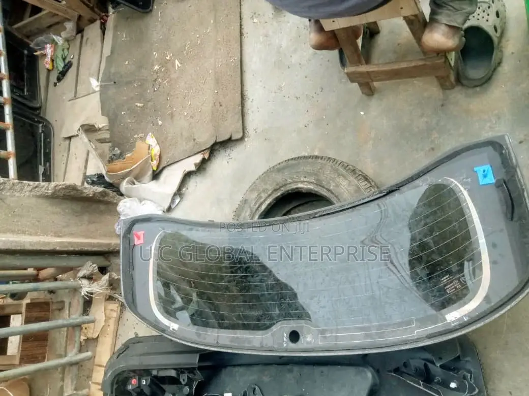 Boot Glass for Toyota Highlander 2020 Available