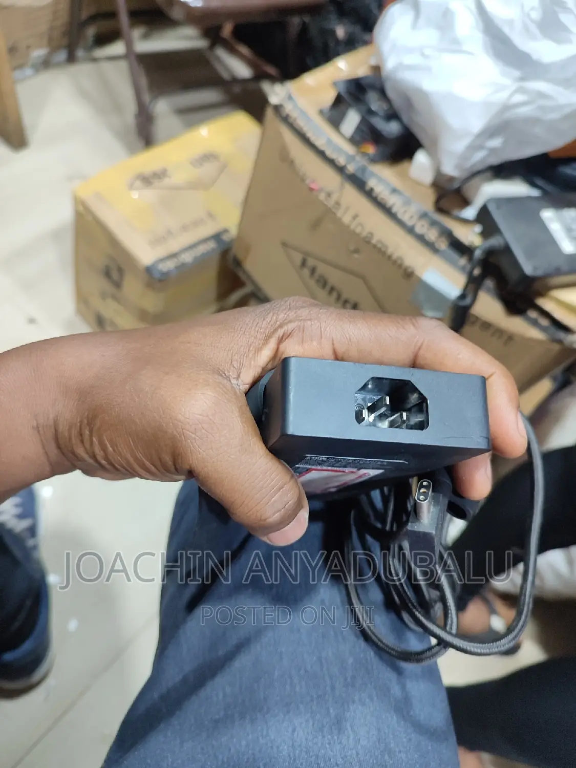 Razer Blade Charger Adapter 230W 19.5V - 11.8.A