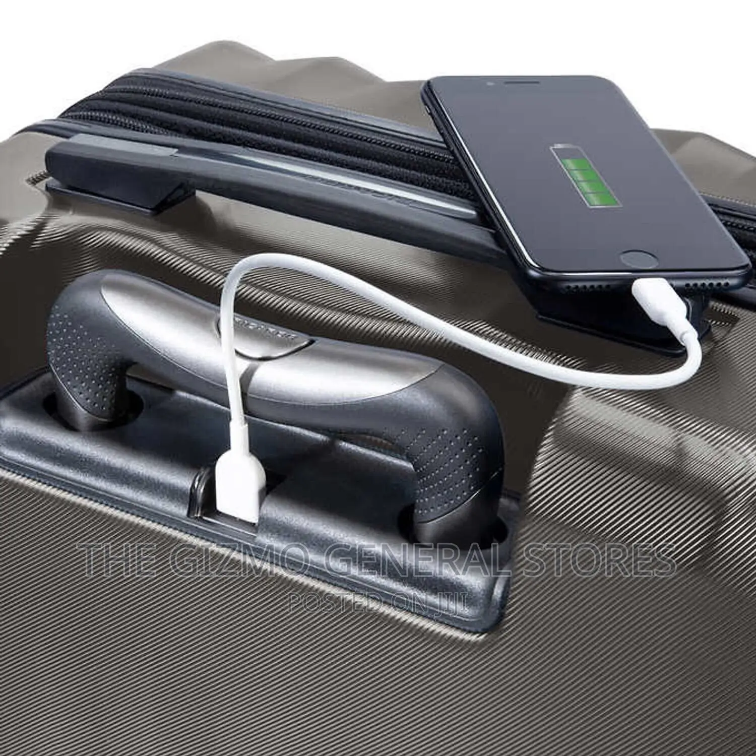 Ricardo Beverly Hills Greenfield 2piece Wheeled Luggage Set