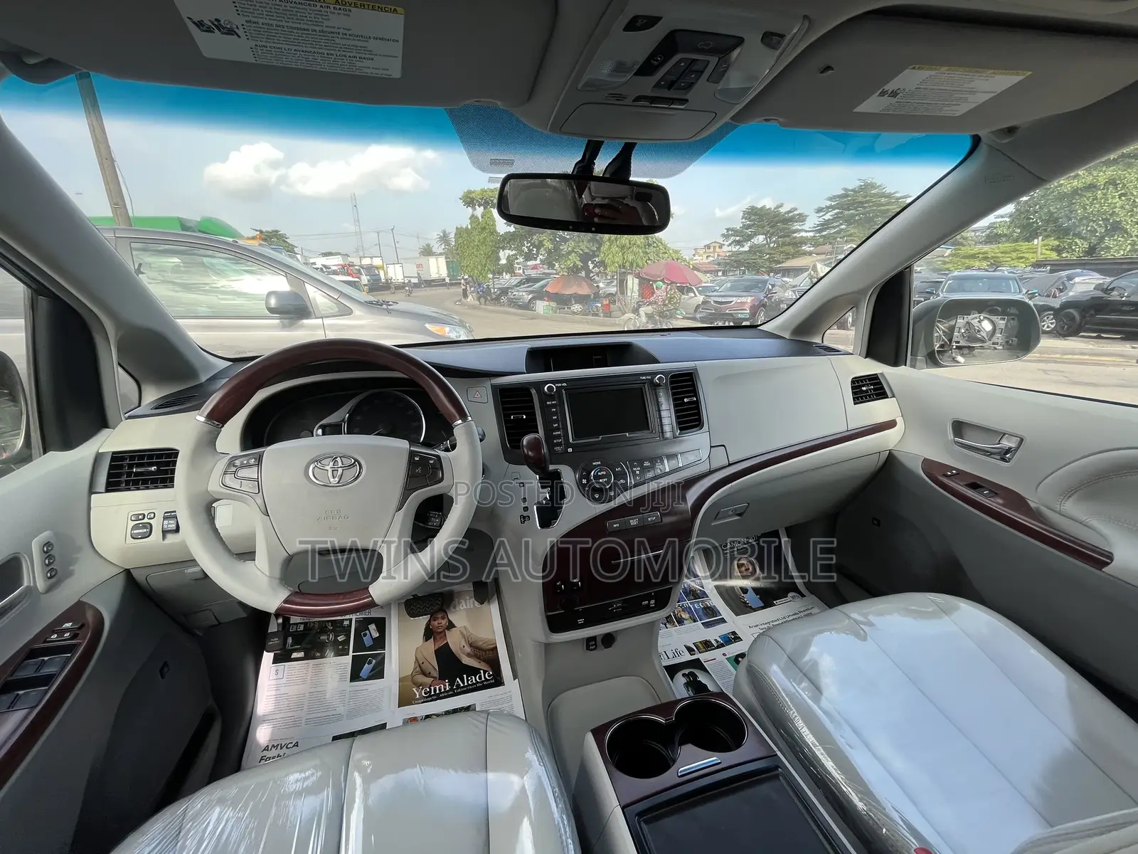 Toyota Sienna Limited 7 Passenger 2012 Silver