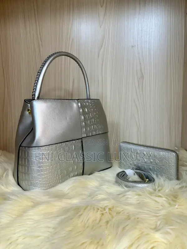 Most Wanted Trending Luxury Bags for Women's Available