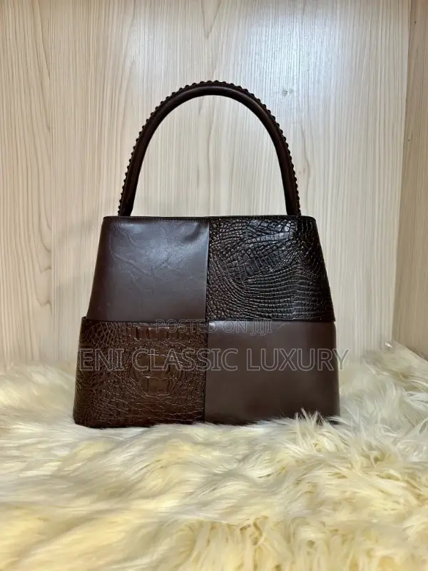 Most Wanted Trending Luxury Bags for Women's Available