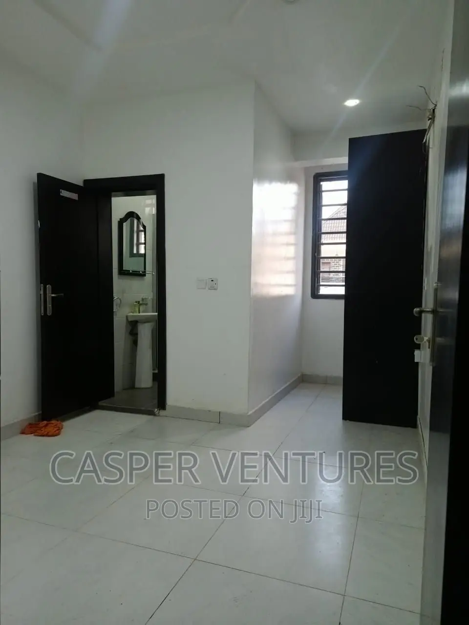 1bdrm Shared Apartment in Osapa for rent