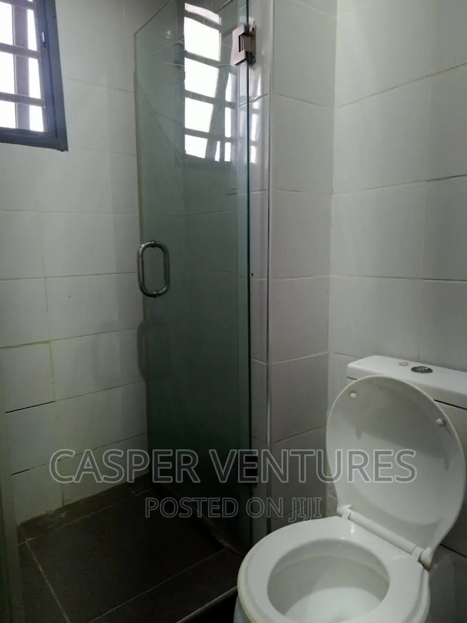 1bdrm Shared Apartment in Osapa for rent