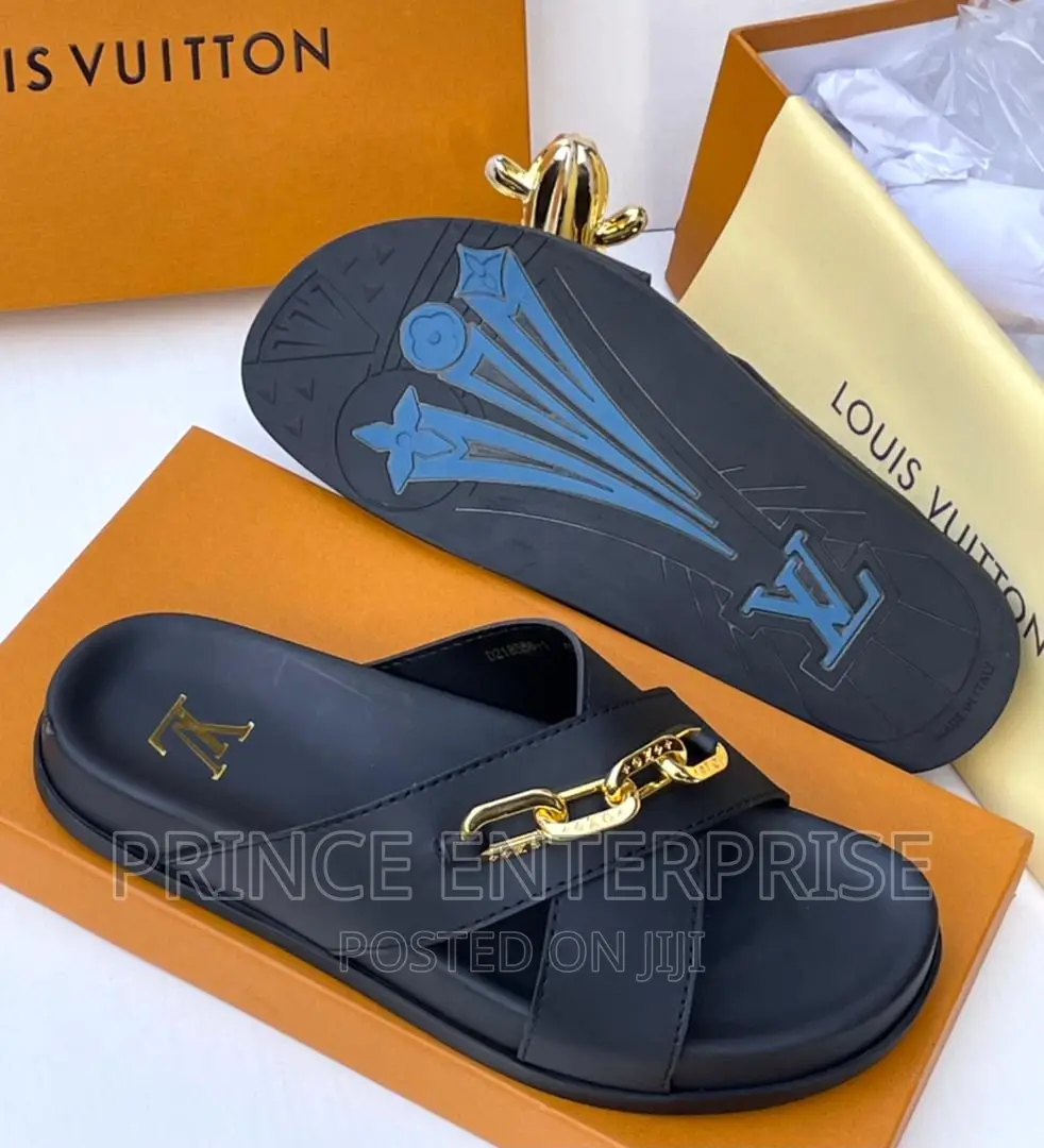 GUCCI Slippers Cross Now