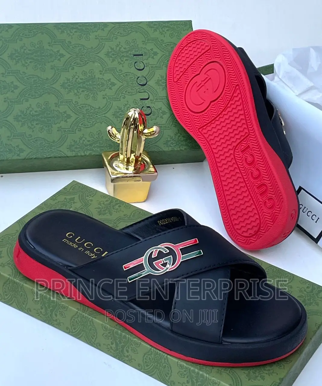 GUCCI Slippers Cross Now