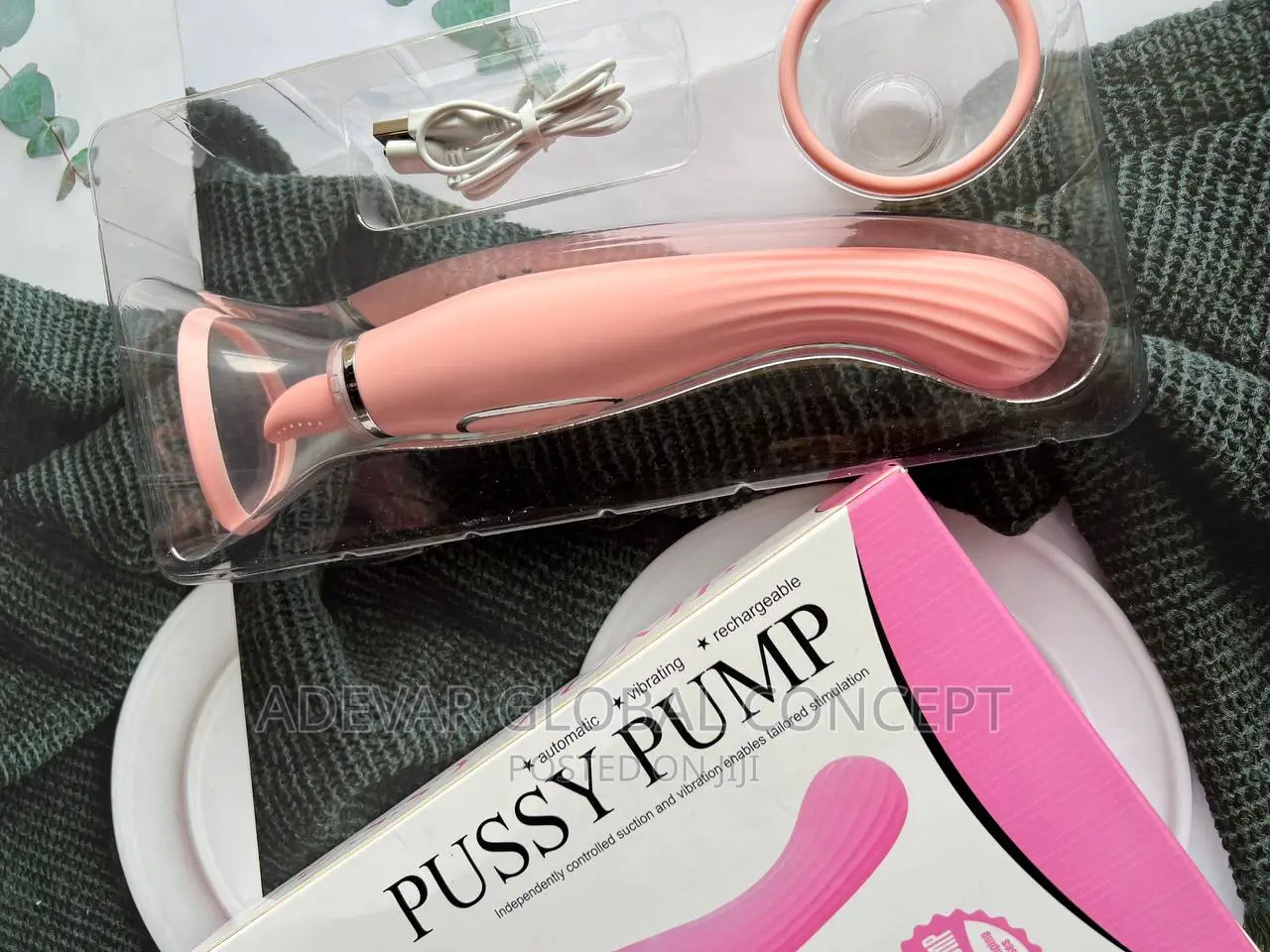 Martha Pussy Pump Vibrator Rechargeable Sex Toy for Women