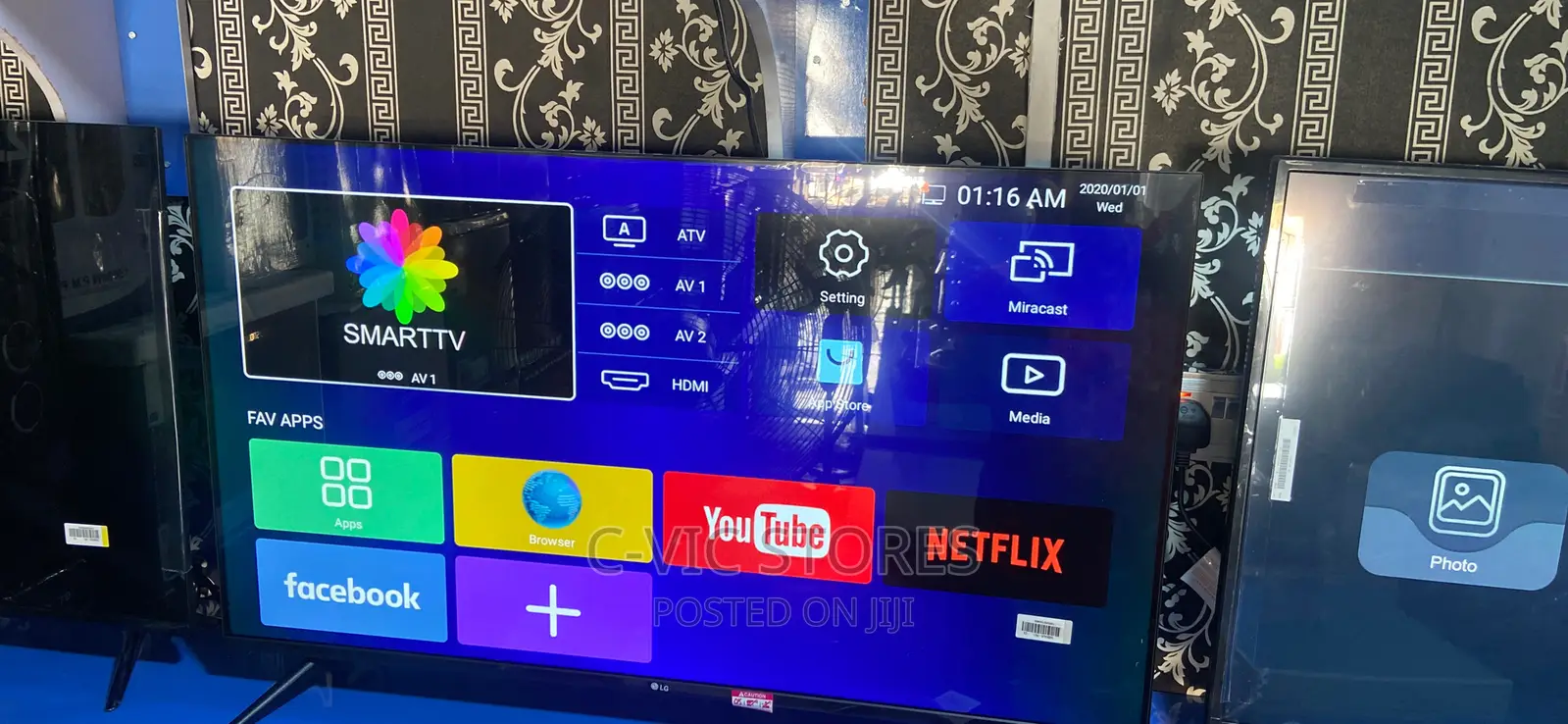Lg 45”Inches Led Smart Tv Black + 2 Year Warranty