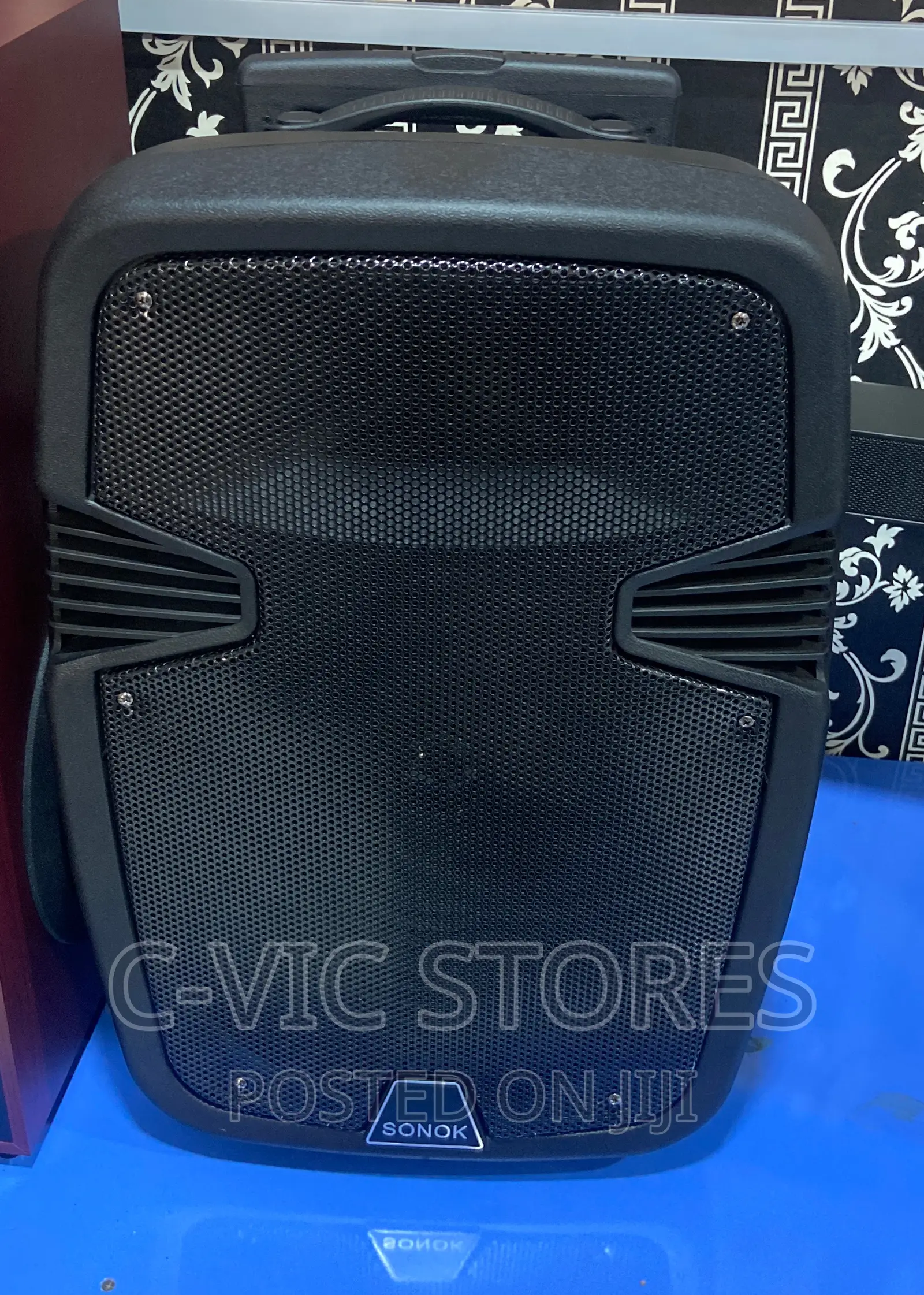 SONOK 15'' Bluetooth Rechargeable Public Address System