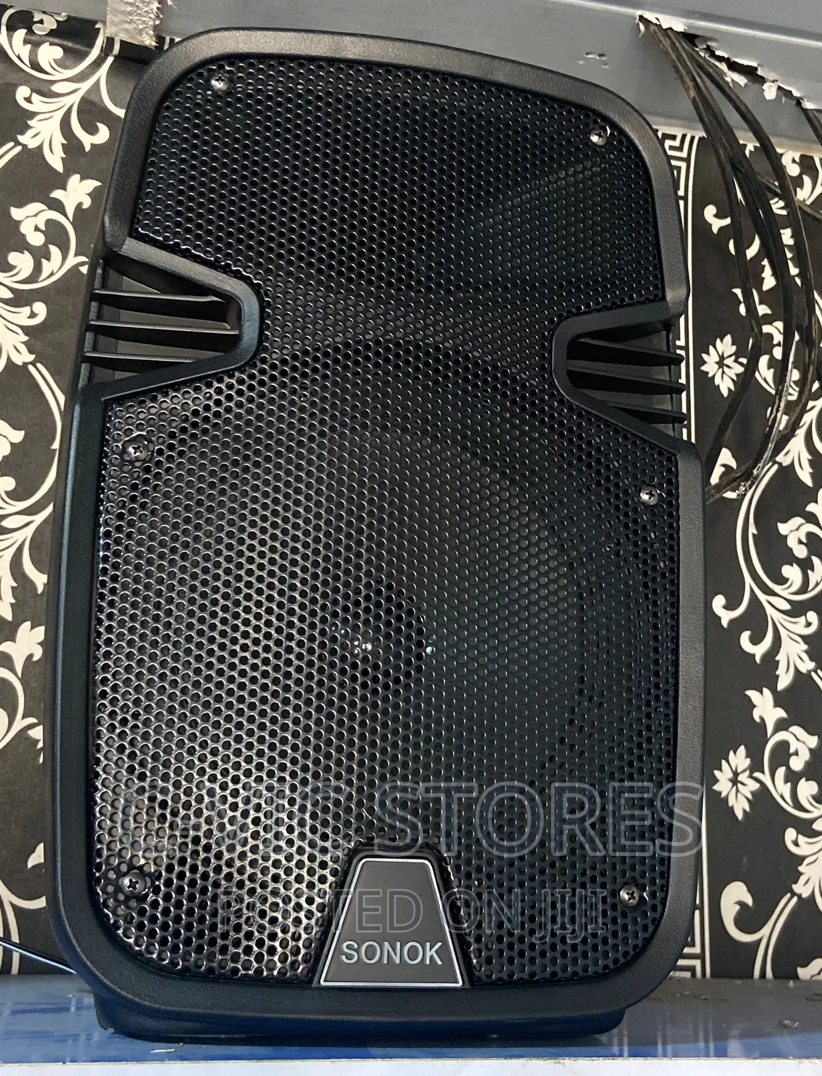 Sonok 8'' Bluetooth Rechargeable Public Address System