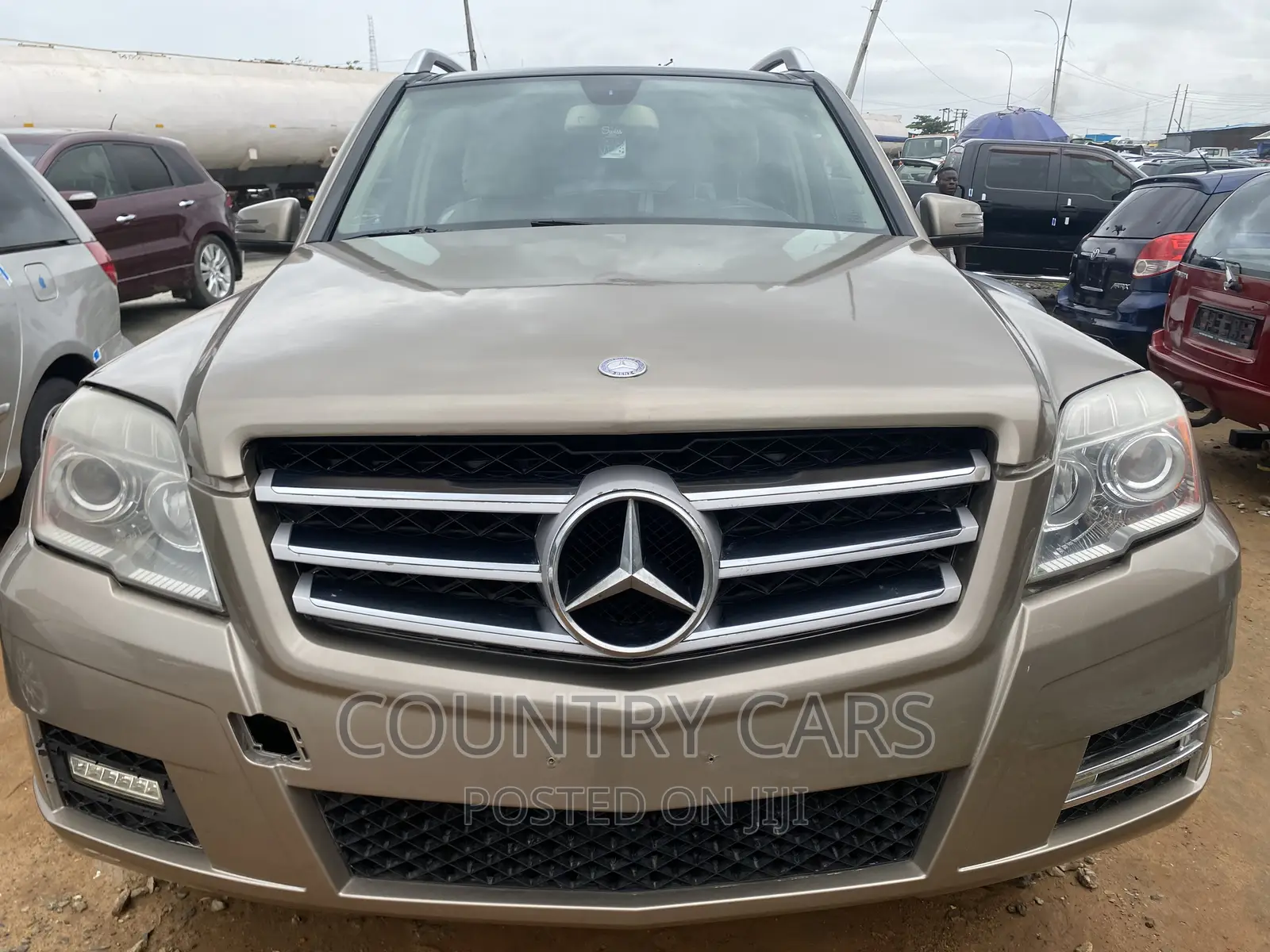 Mercedes-Benz GLK-Class 350 4MATIC 2010 Gold