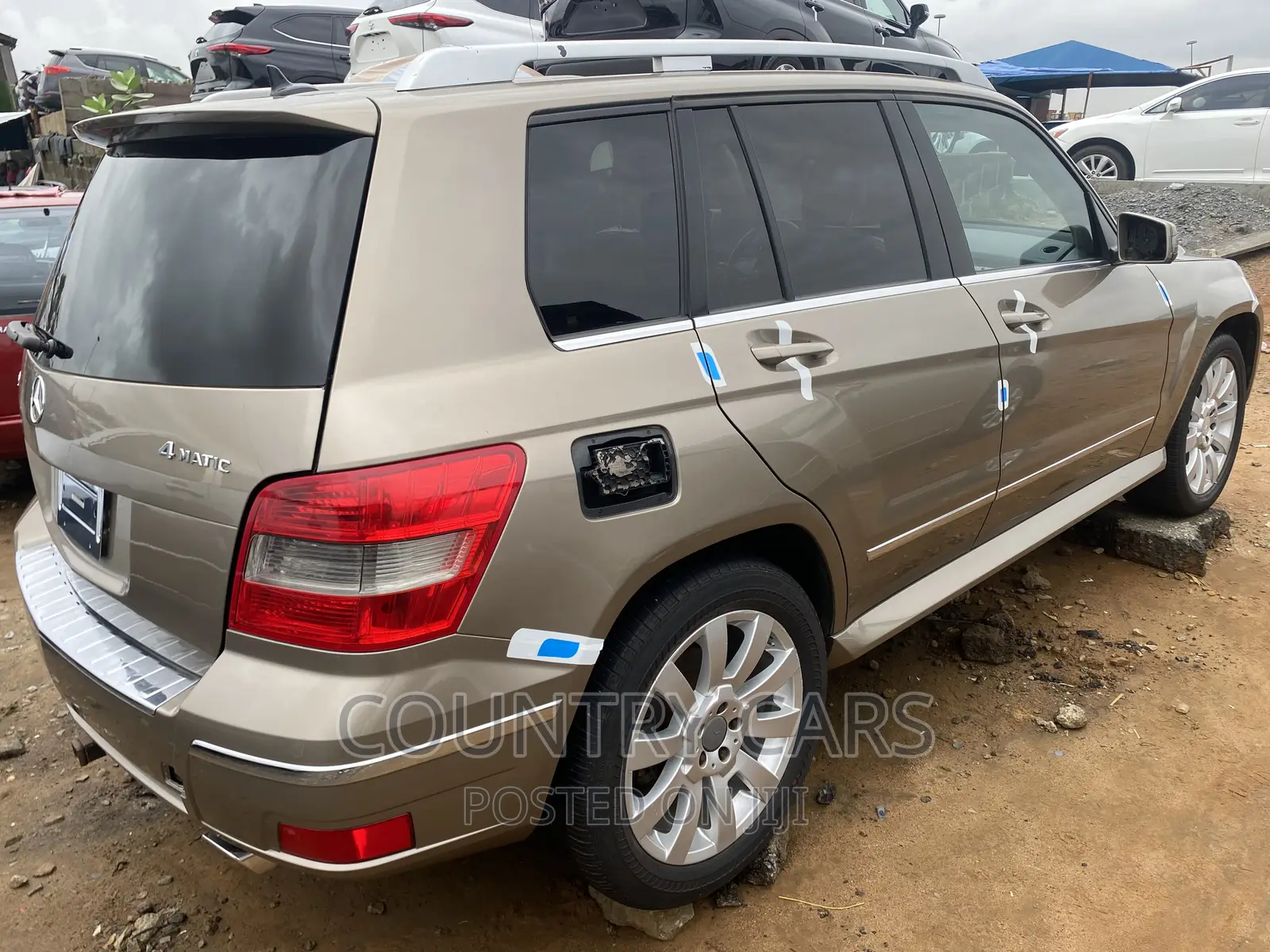 Mercedes-Benz GLK-Class 350 4MATIC 2010 Gold