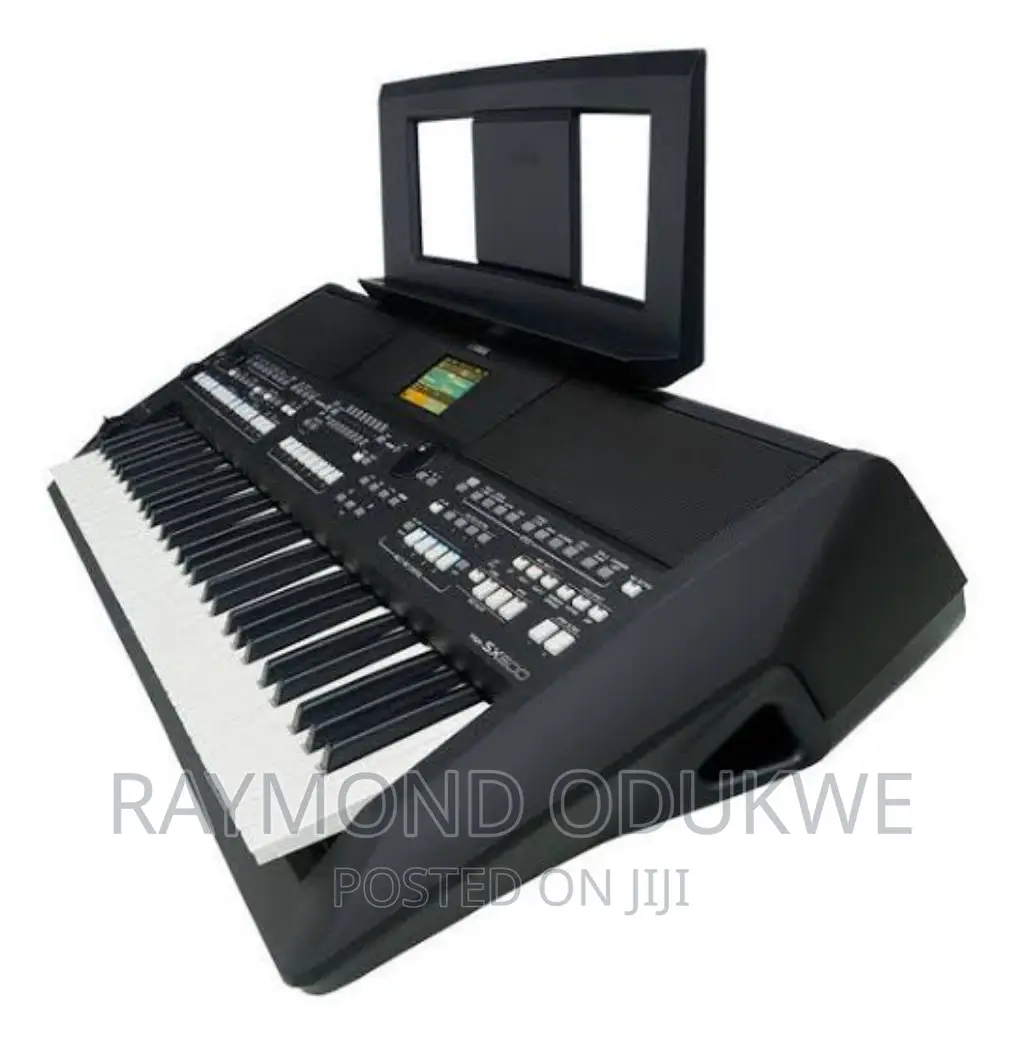 Yamaha PSR-SX600 Arranger Workstation Keyboard Piano