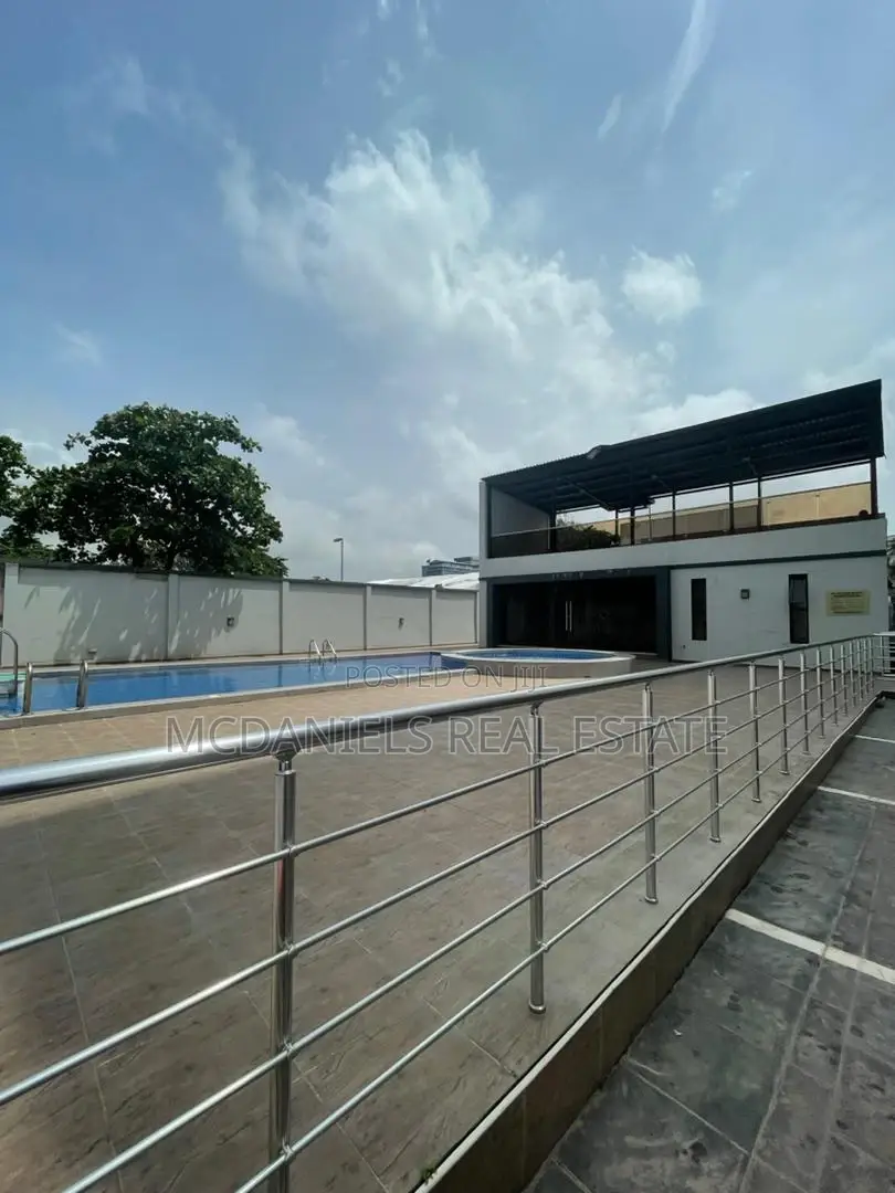 3bdrm House in Lekki, Ahmadu Bello Way for rent
