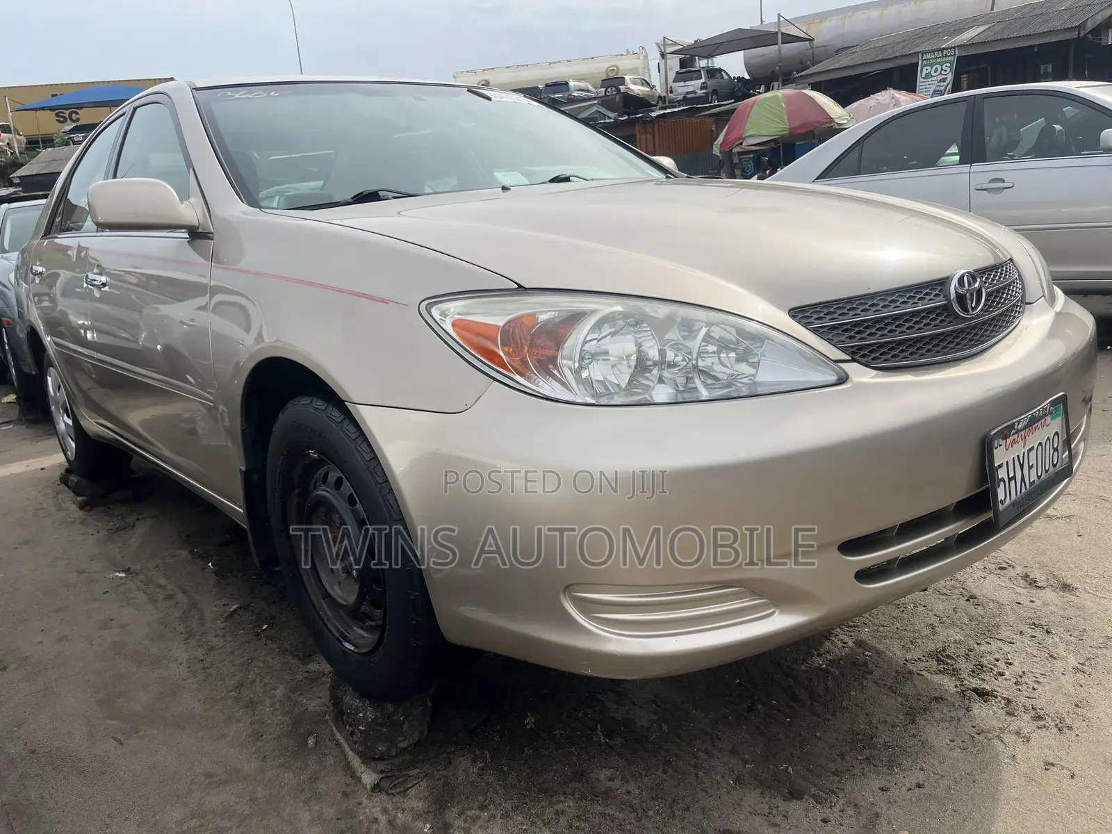 Toyota Camry 2005 Gold