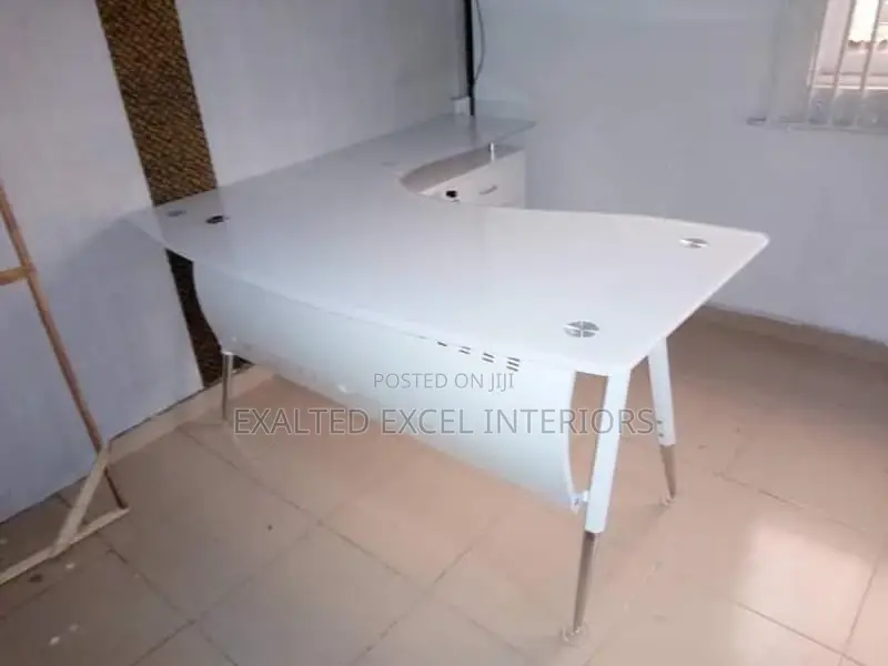 Executive Glass Table 1.6 Meter